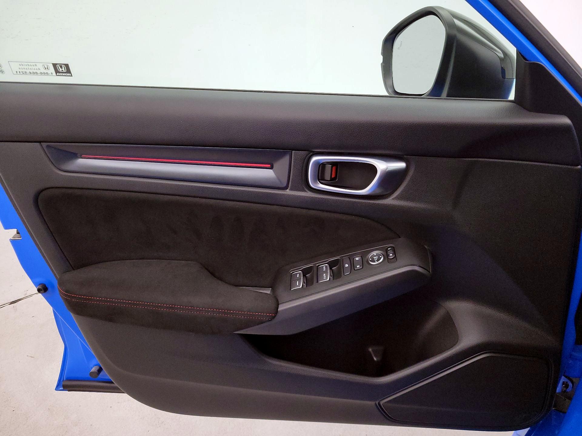 Thumbnail: 2025 Honda Civic - 12