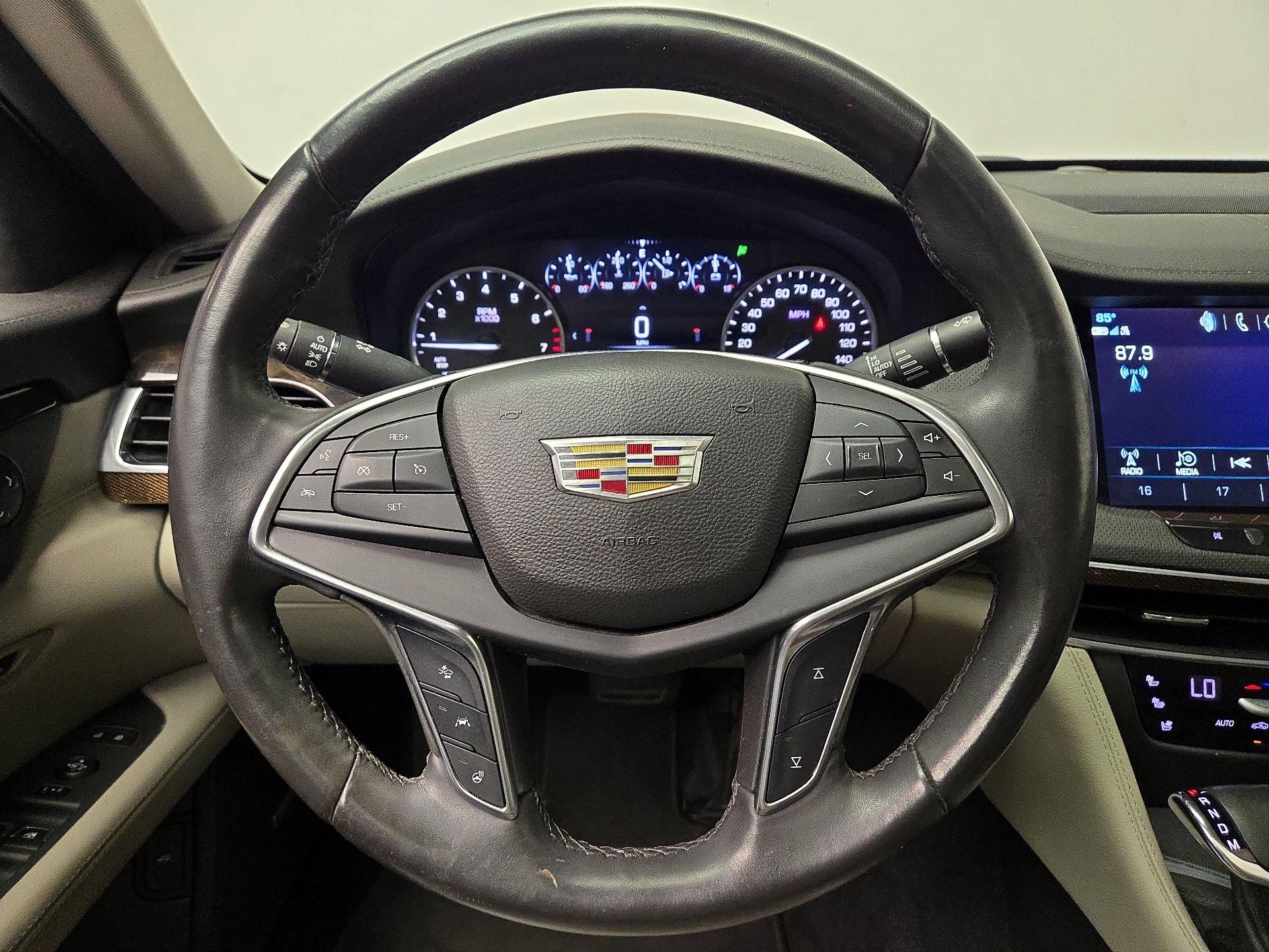 Thumbnail: 2017 Cadillac CT6 - 10