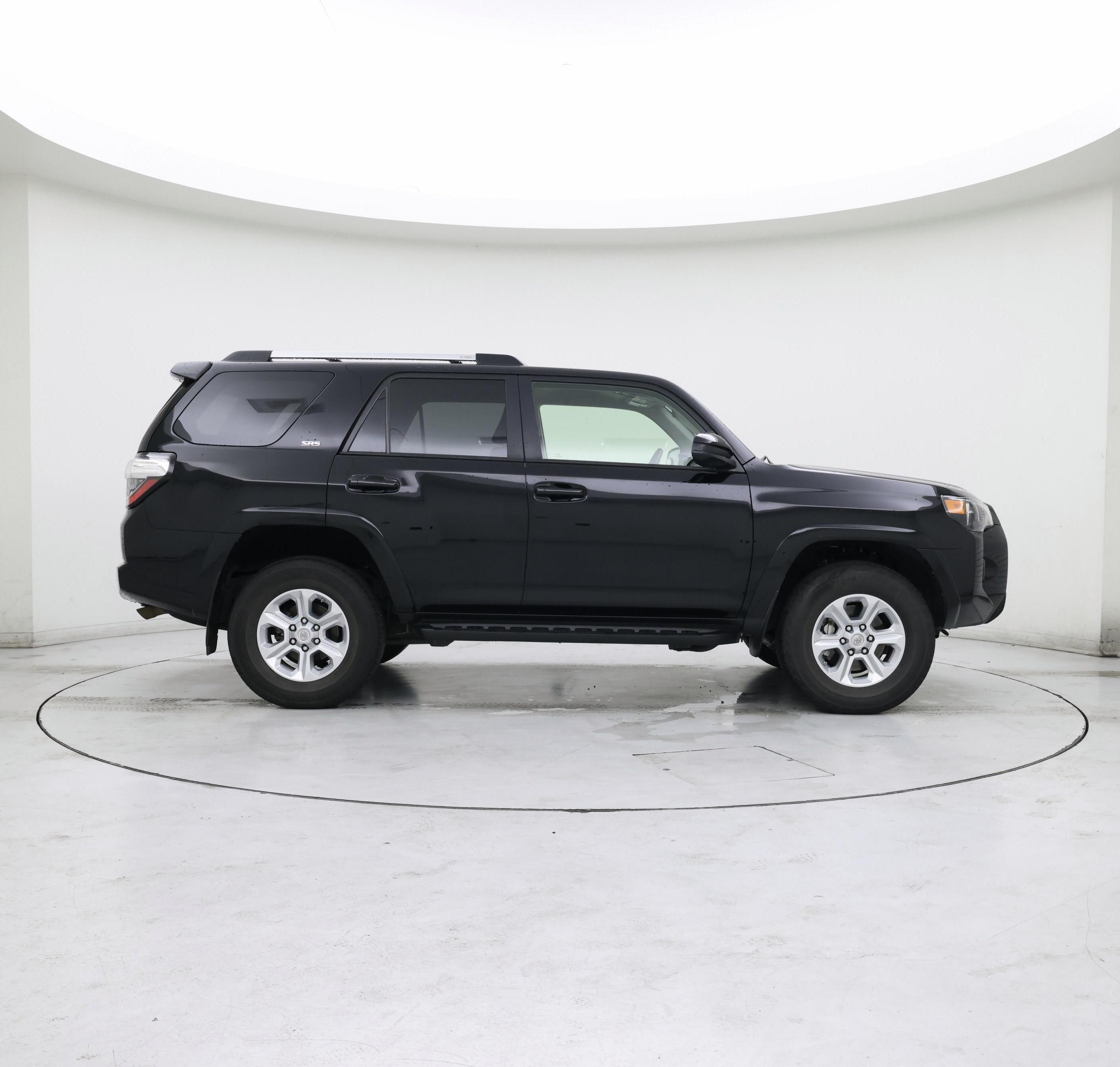 Thumbnail: 2019 Toyota 4Runner - 7