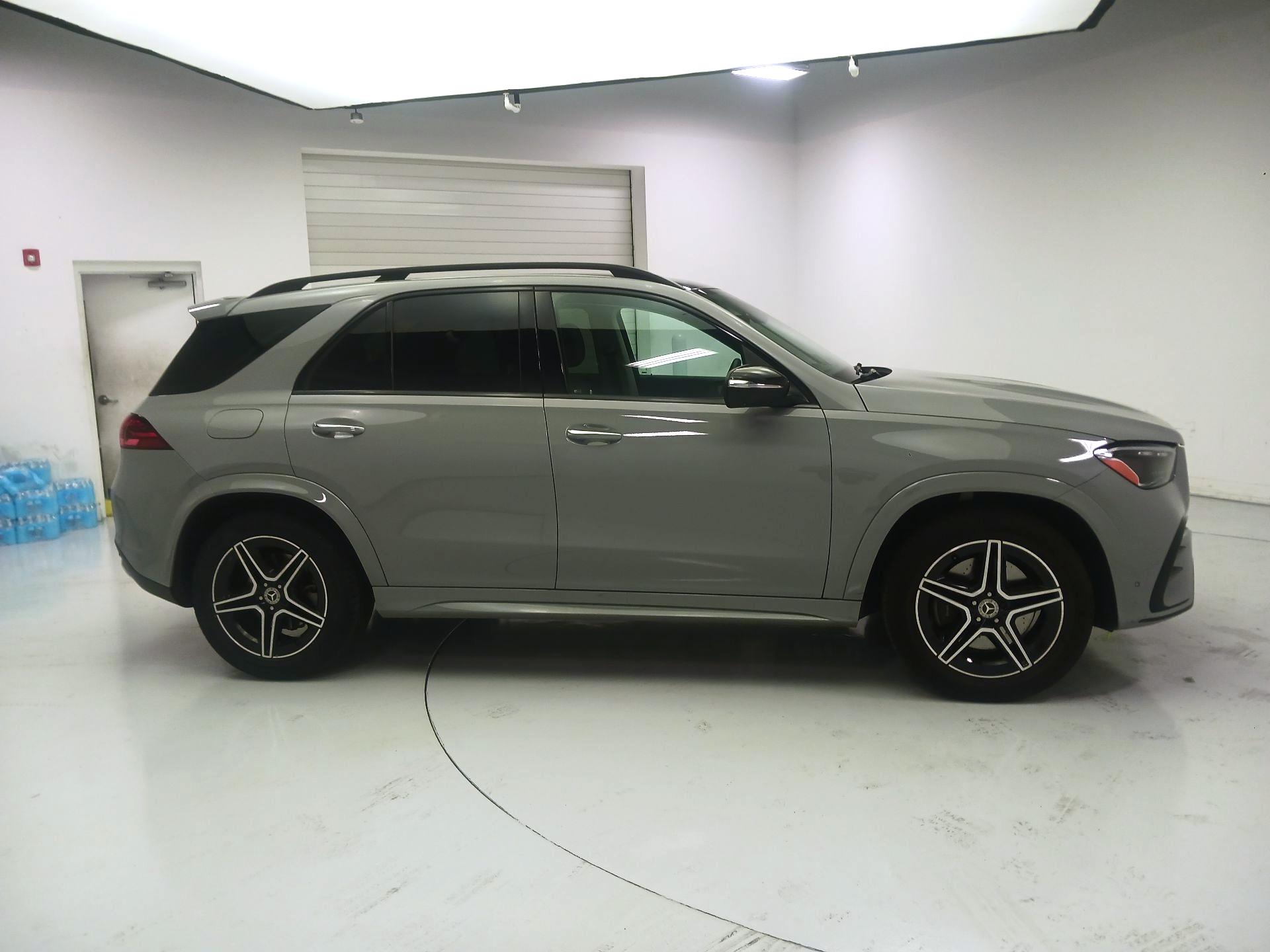 Thumbnail: 2025 Mercedes-Benz GLE - 4