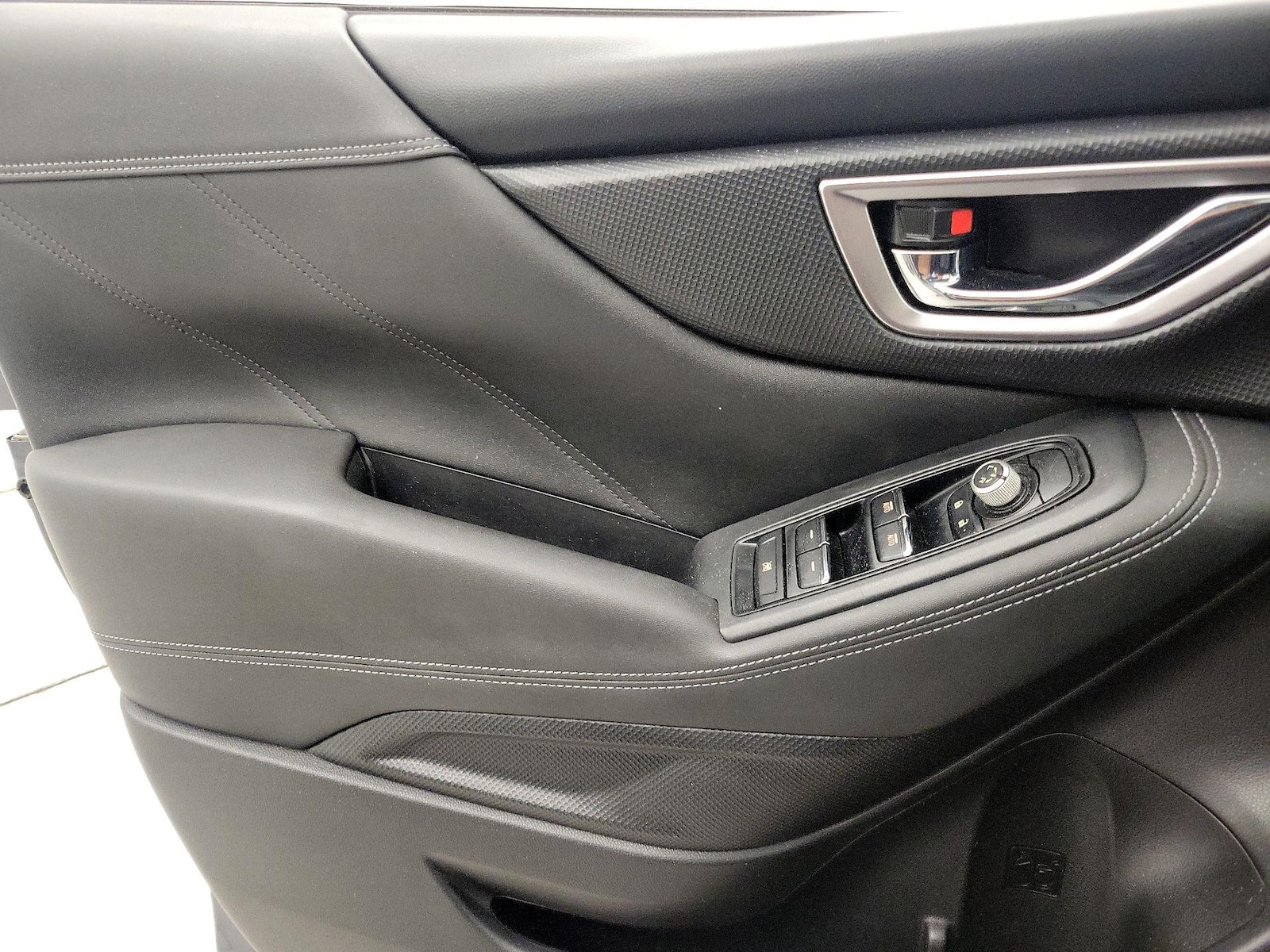 2020 Subaru Forester Limited - Photo 13