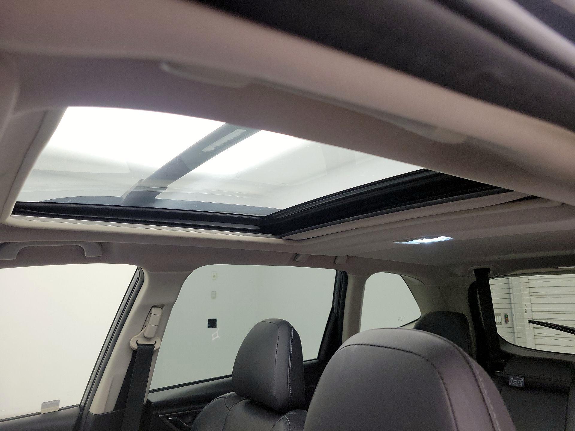 Thumbnail: 2020 Subaru Forester - 20