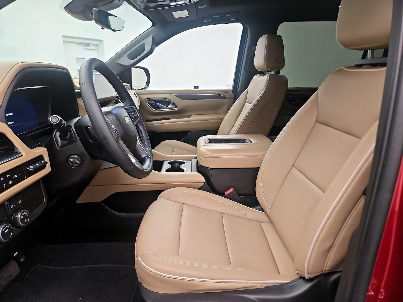 2023 Chevrolet Suburban Premier - Photo 10