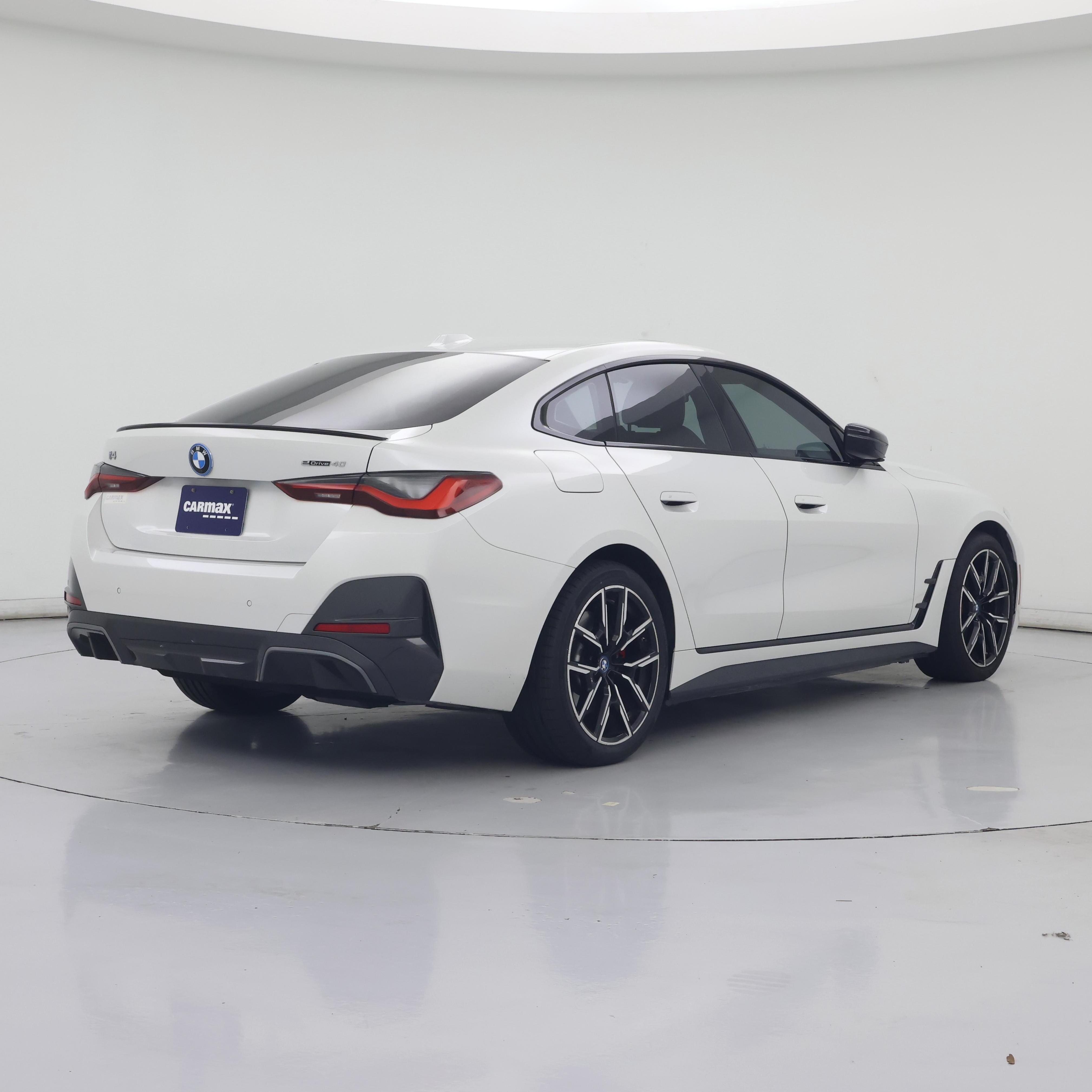 Thumbnail: 2023 BMW i4 - 8