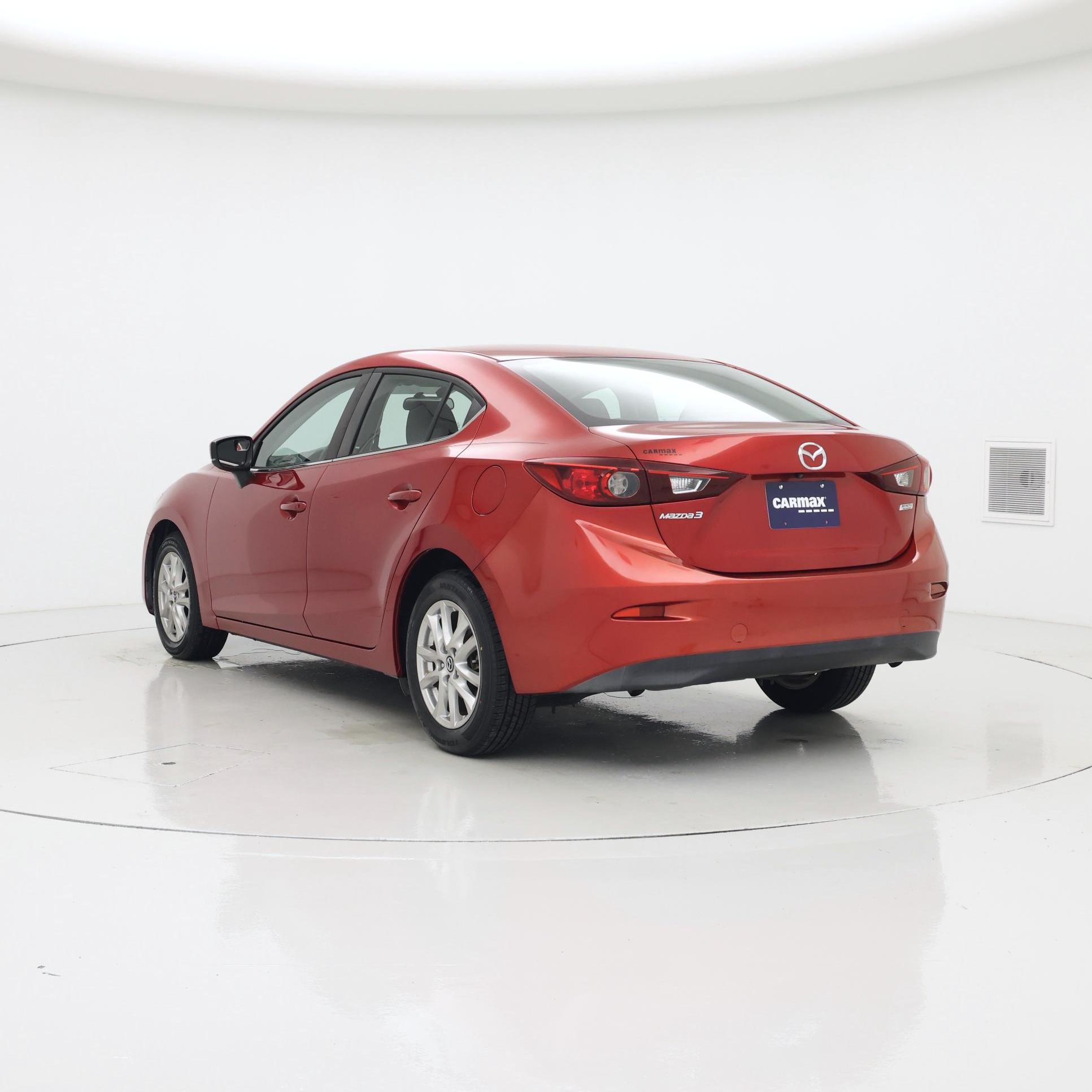 Thumbnail: 2017 Mazda Mazda3 - 2