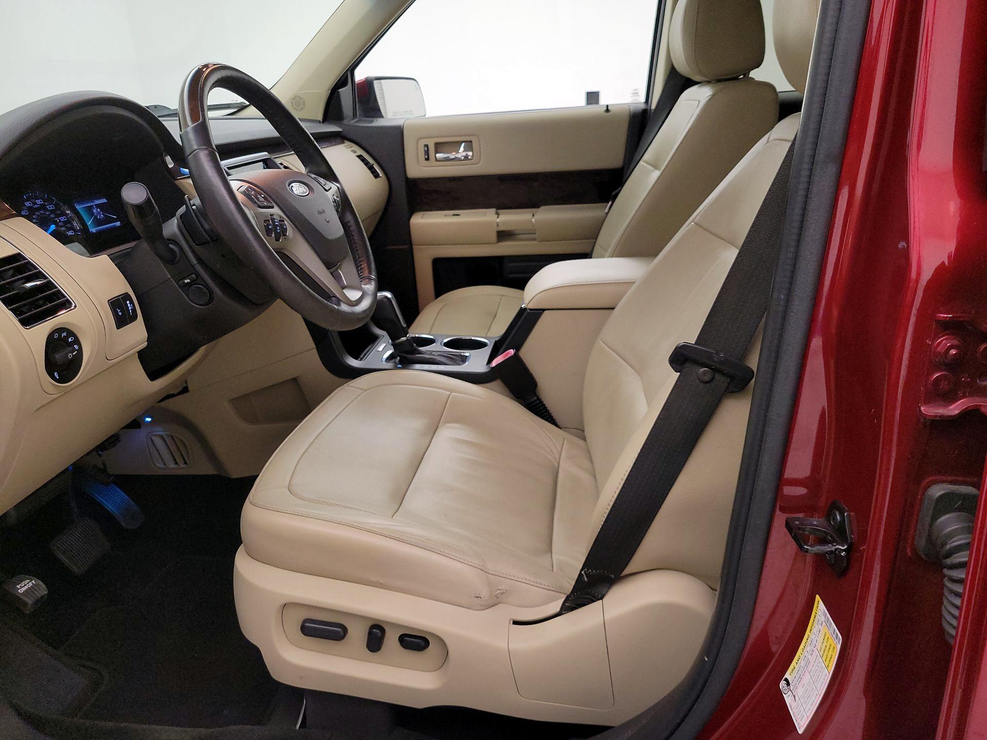 Thumbnail: 2016 Ford Flex - 11