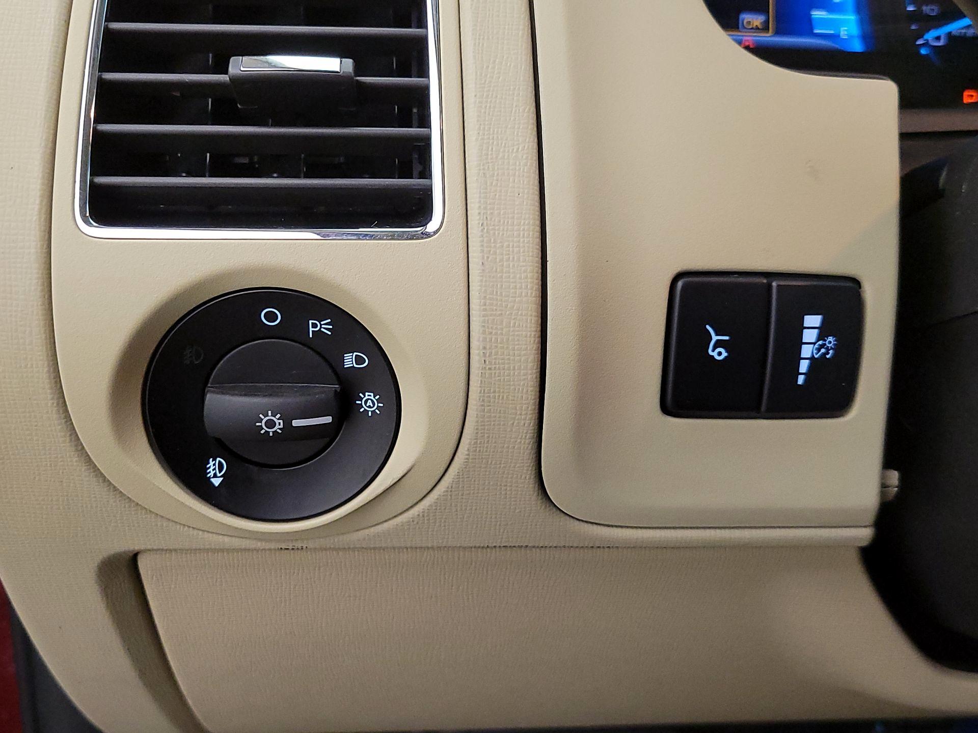 Thumbnail: 2016 Ford Flex - 13