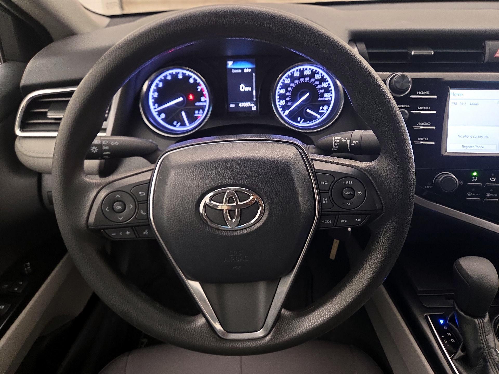 Thumbnail: 2018 Toyota Camry - 10
