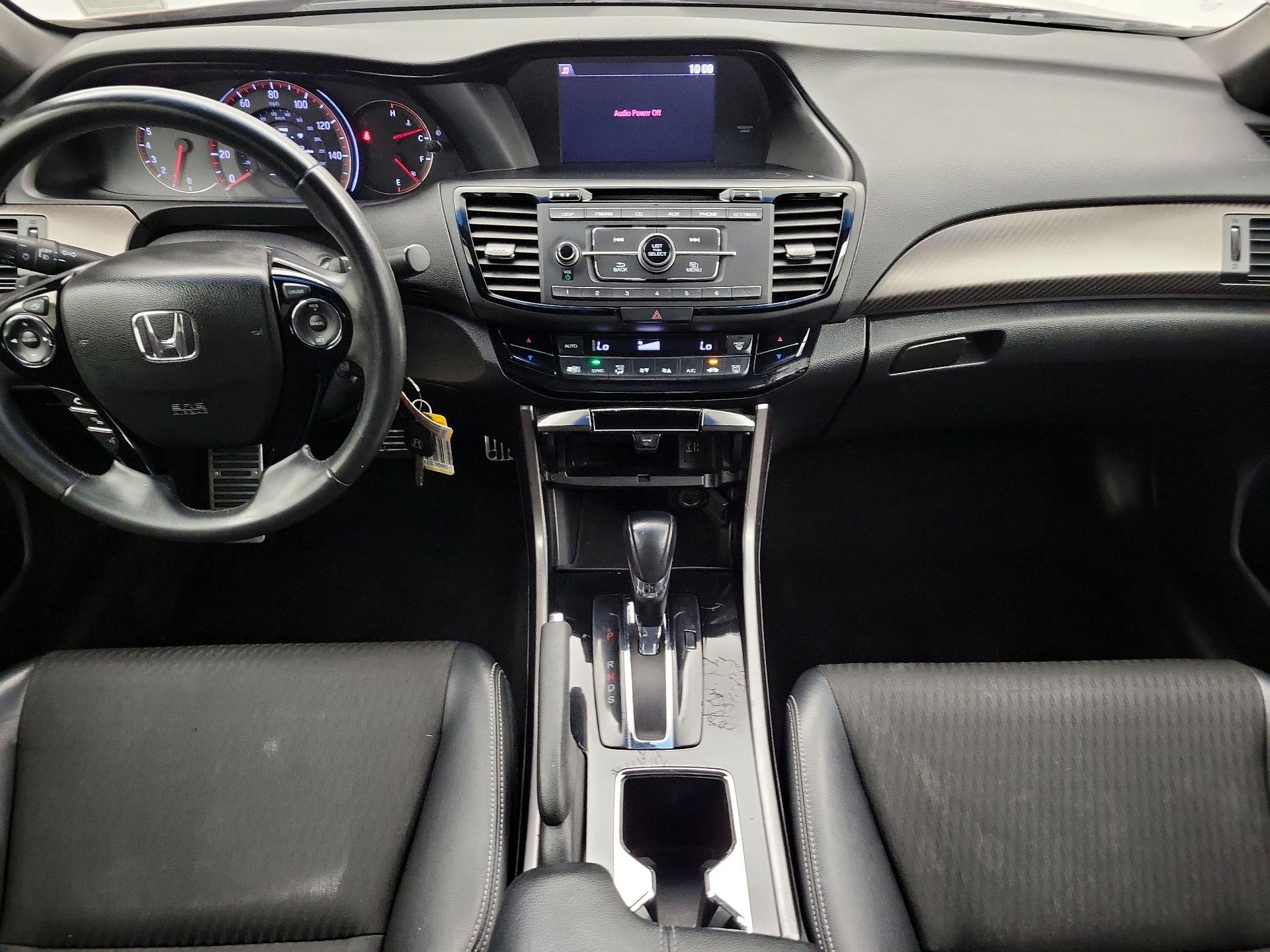 Thumbnail: 2016 Honda Accord - 9
