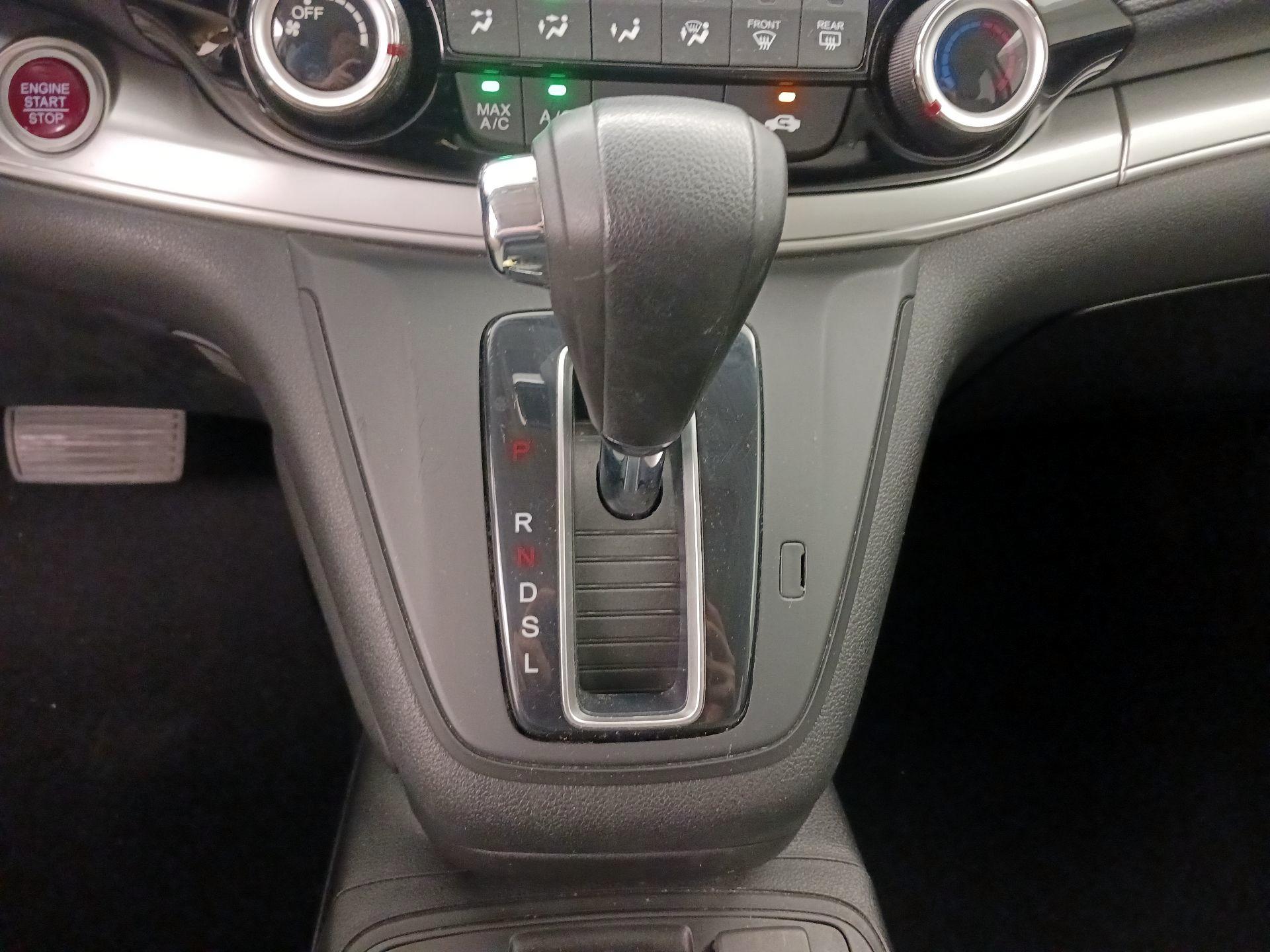 Thumbnail: 2016 Honda CR-V - 17