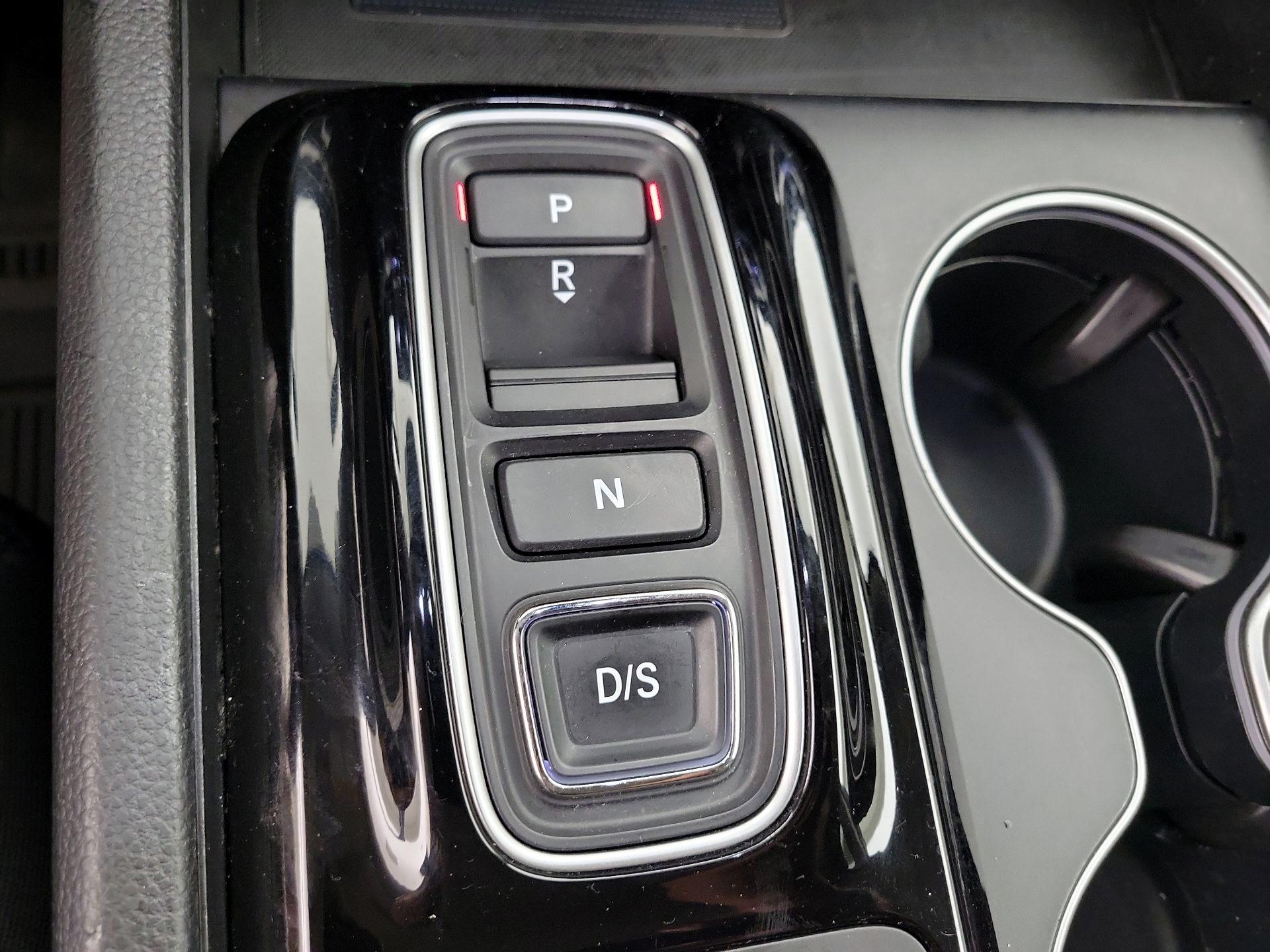 Thumbnail: 2023 Honda Pilot - 18