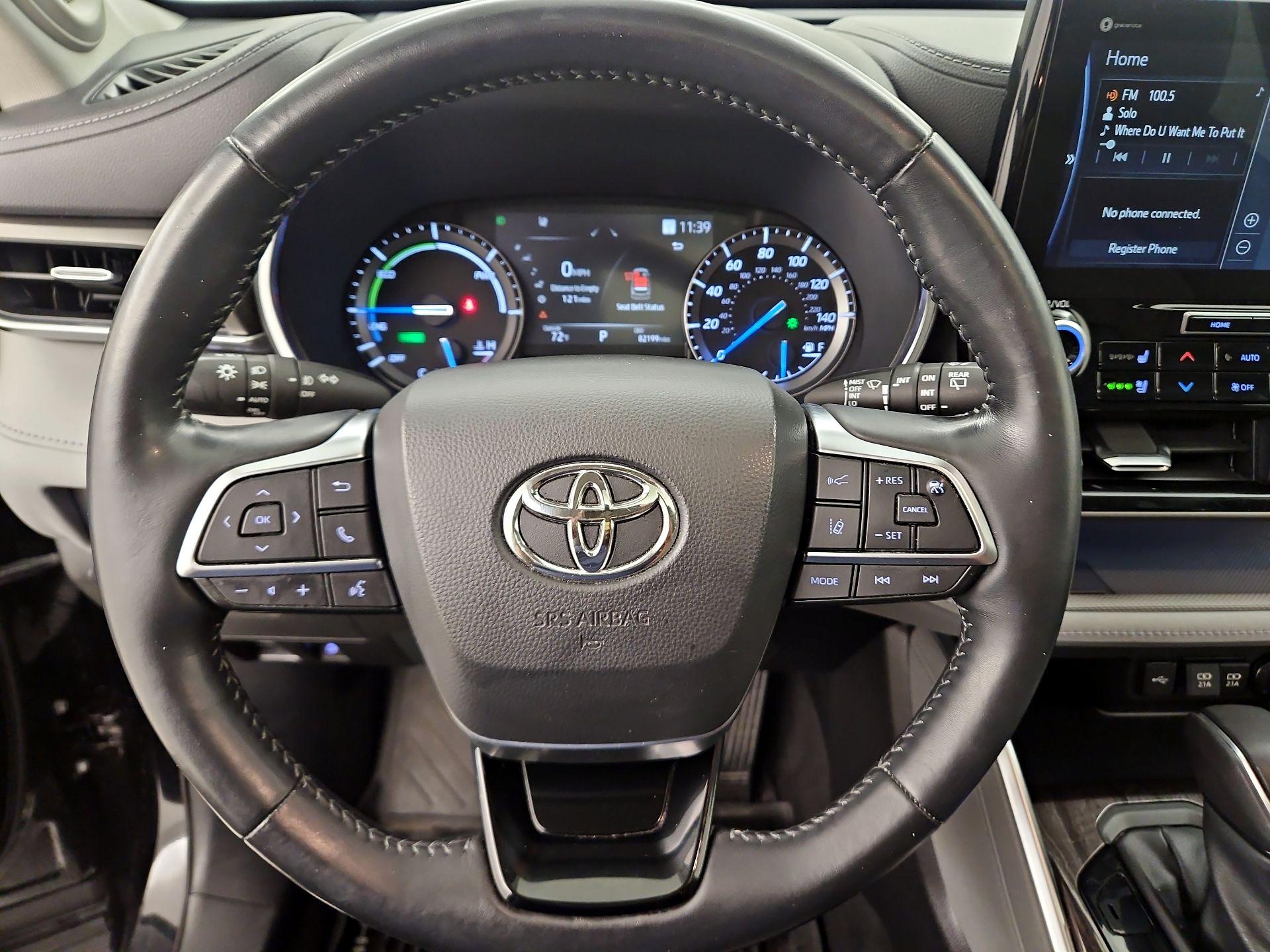 Thumbnail: 2021 Toyota Highlander - 10