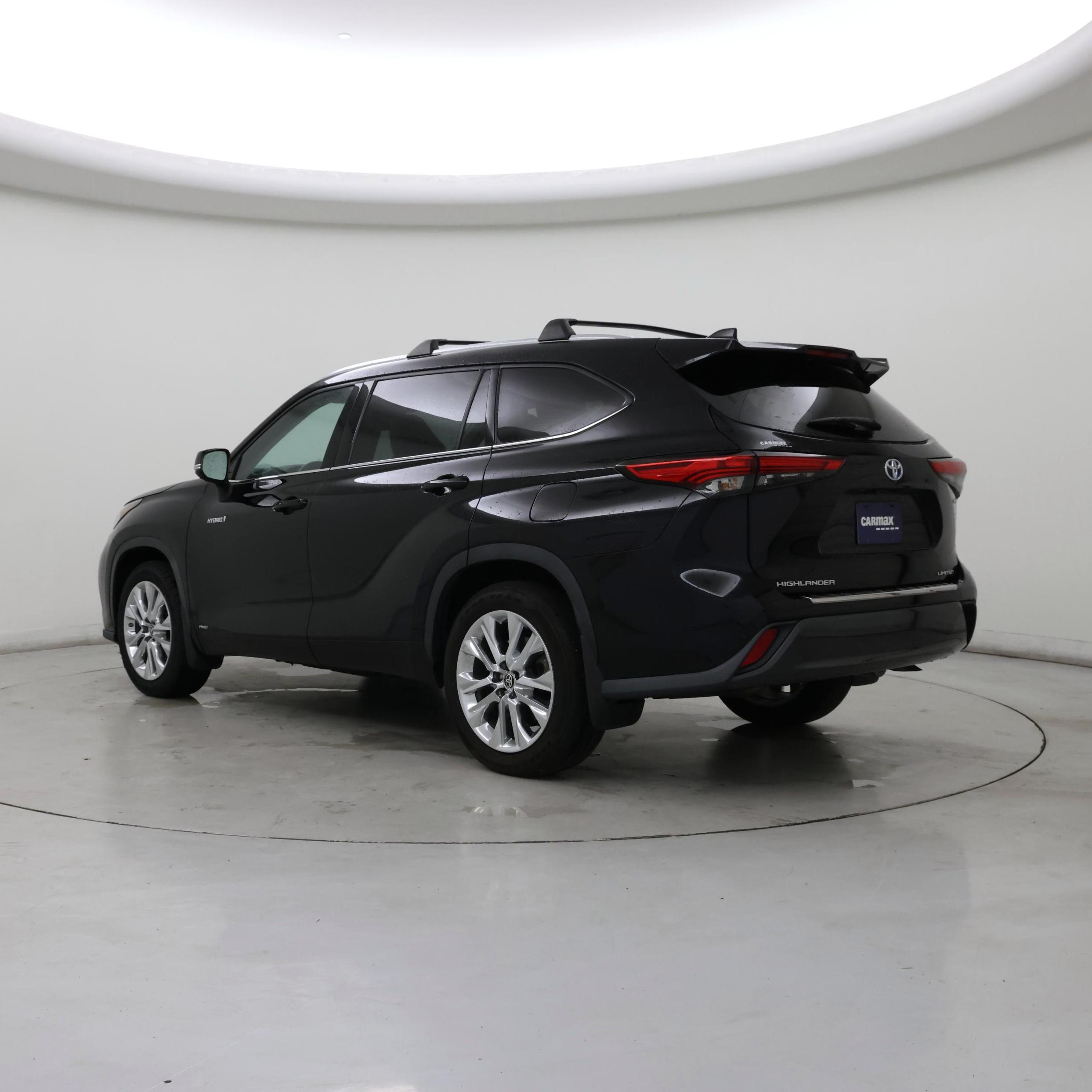 Thumbnail: 2021 Toyota Highlander - 2