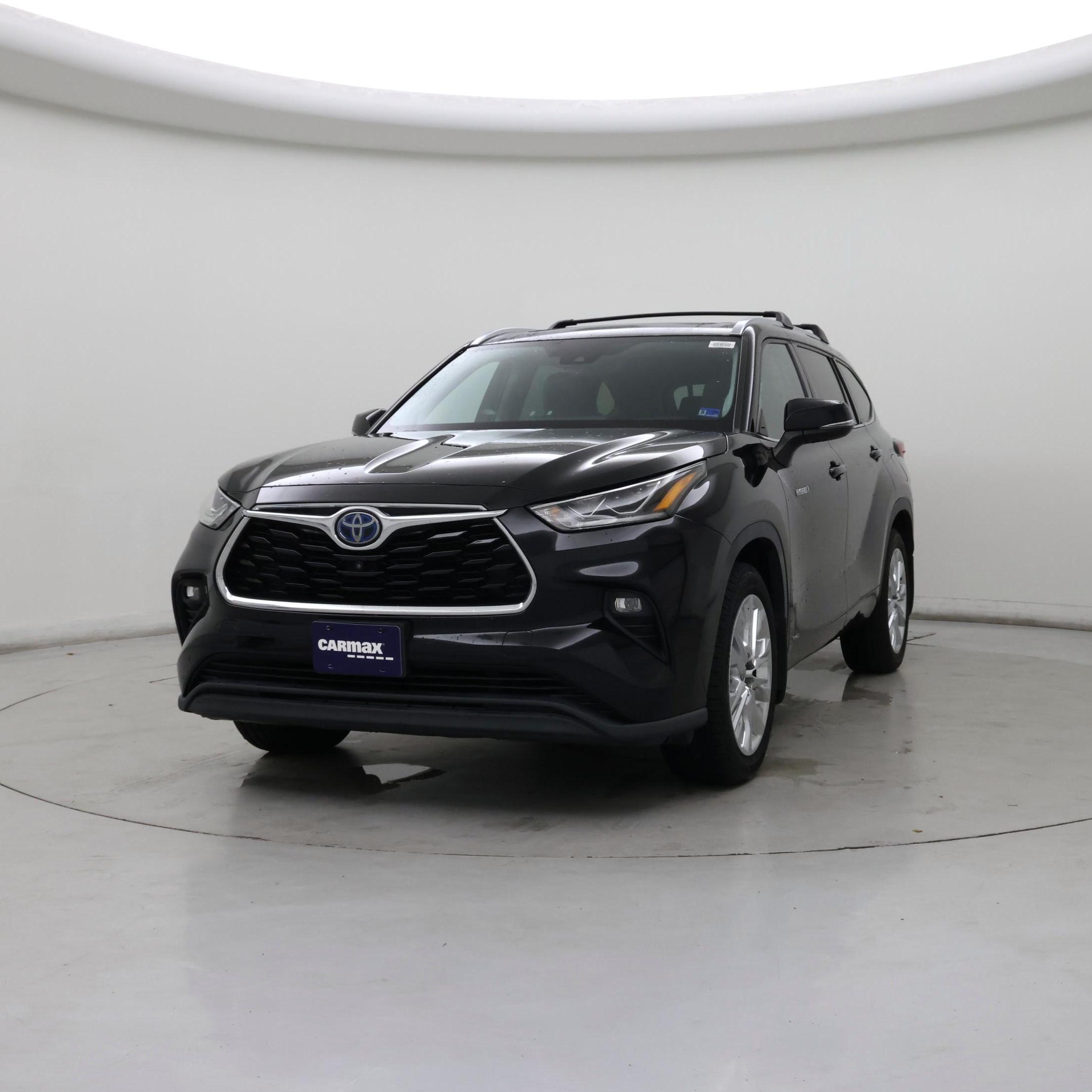 Thumbnail: 2021 Toyota Highlander - 4