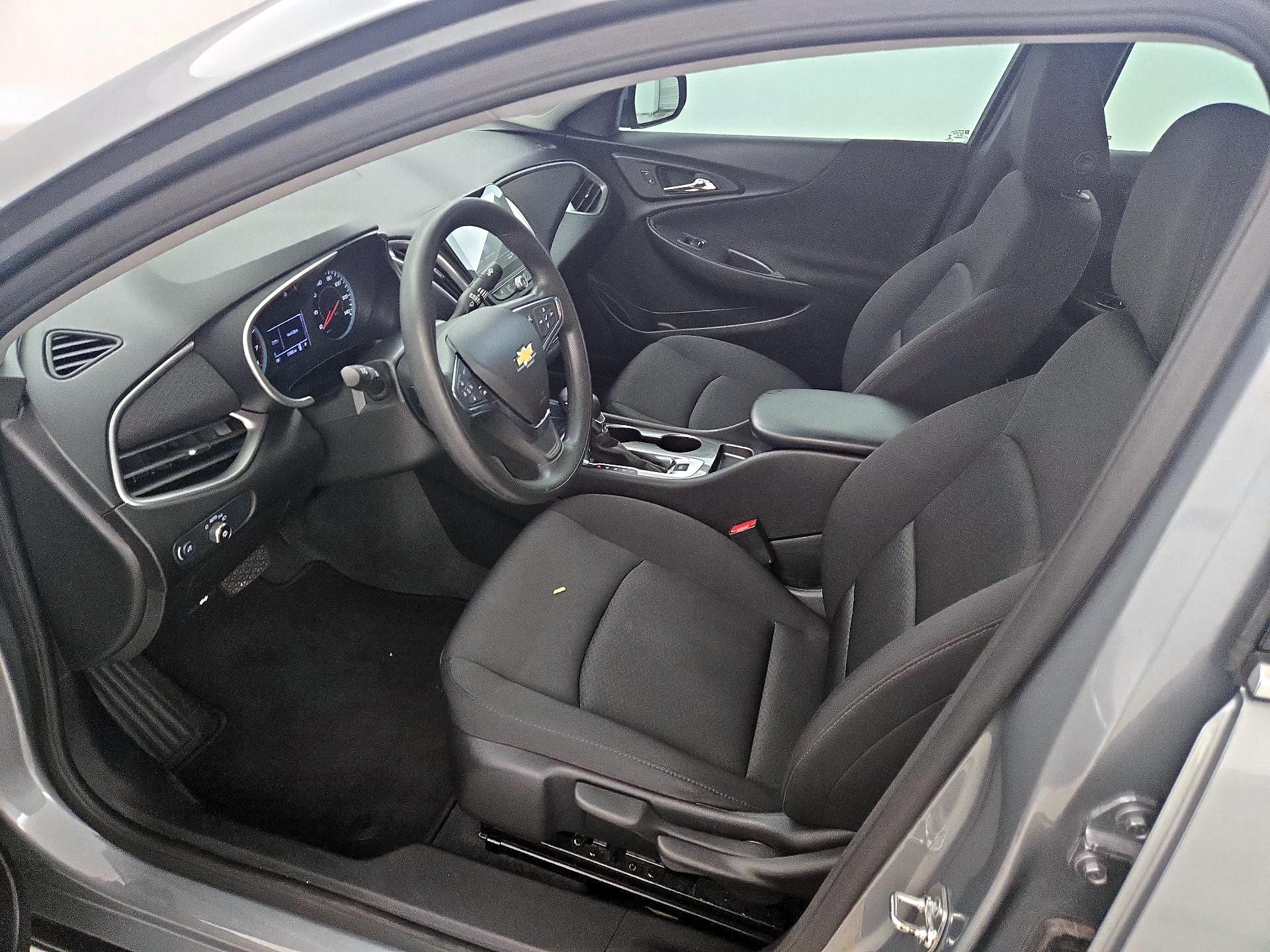 Thumbnail: 2024 Chevrolet Malibu - 11