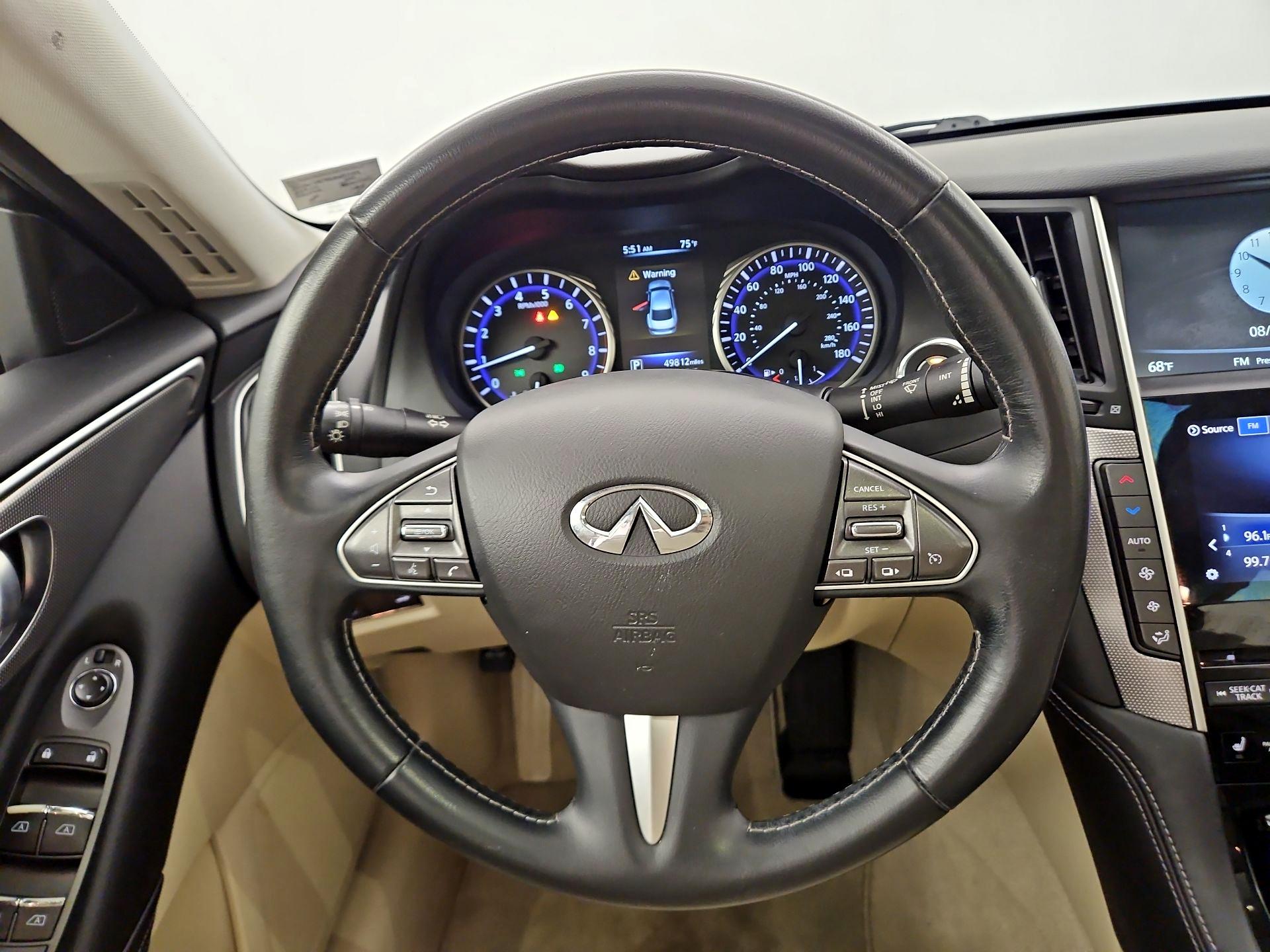 Thumbnail: 2014 INFINITI Q50 - 10