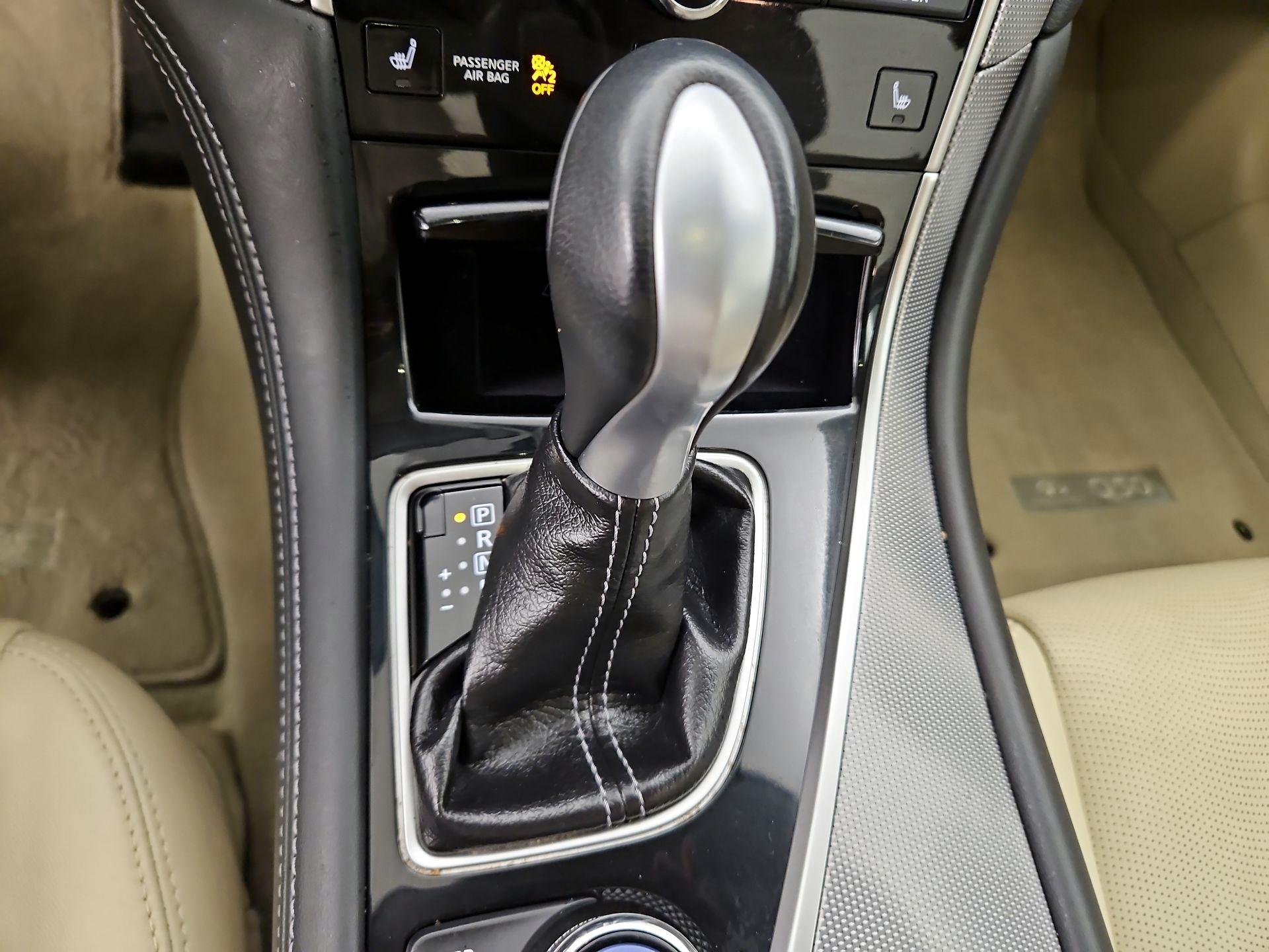 Thumbnail: 2014 INFINITI Q50 - 17