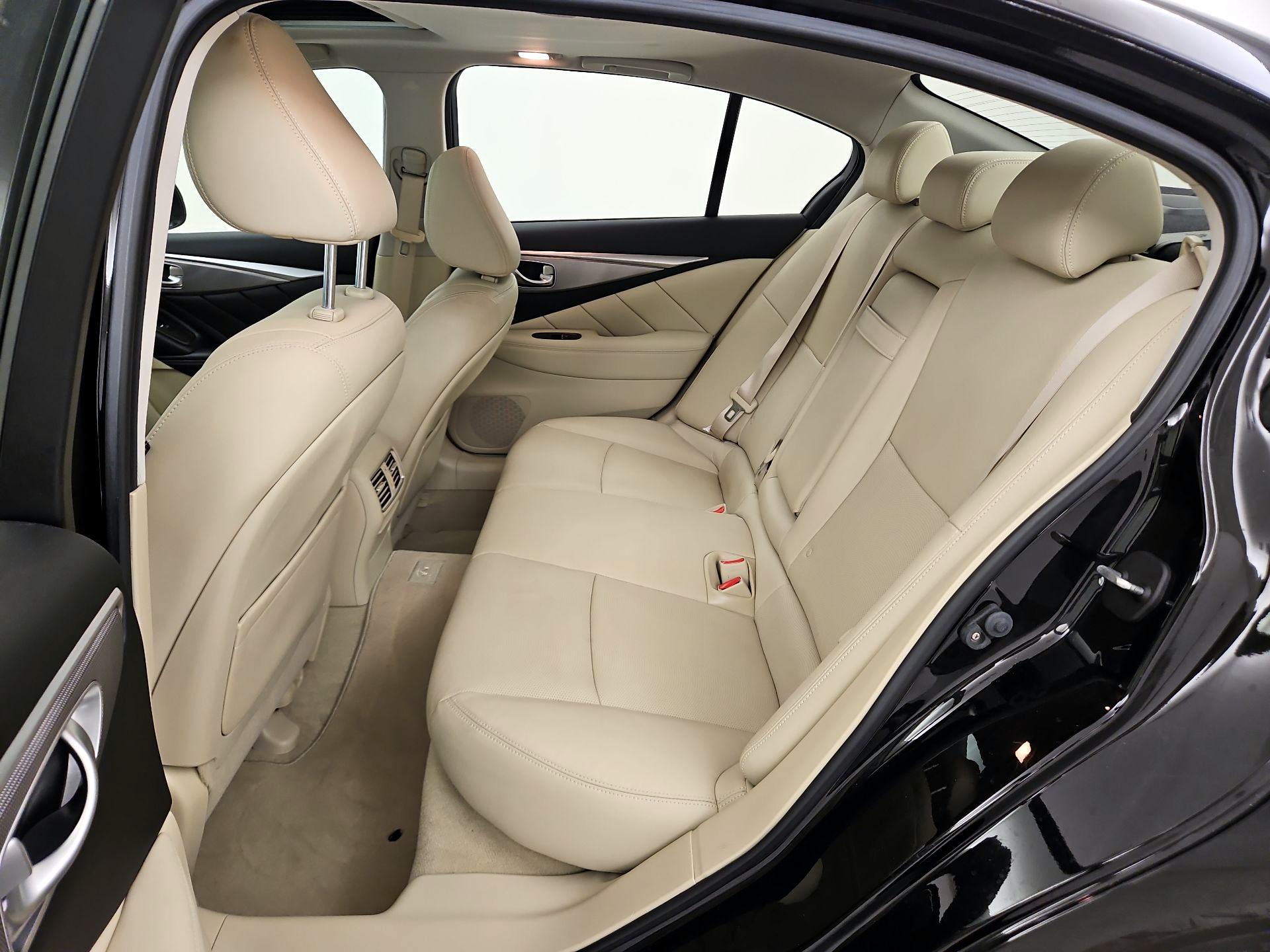 Thumbnail: 2014 INFINITI Q50 - 20