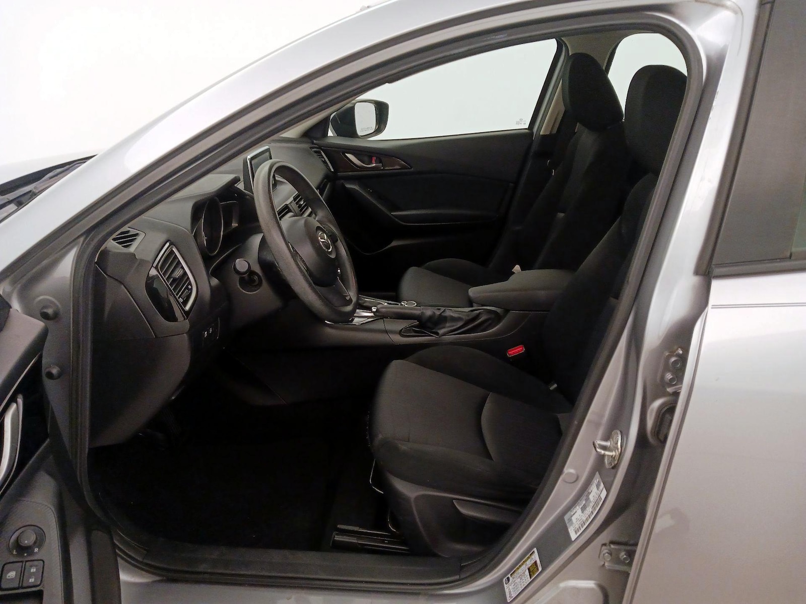2016 Mazda MAZDA3 i Sport - Photo 12