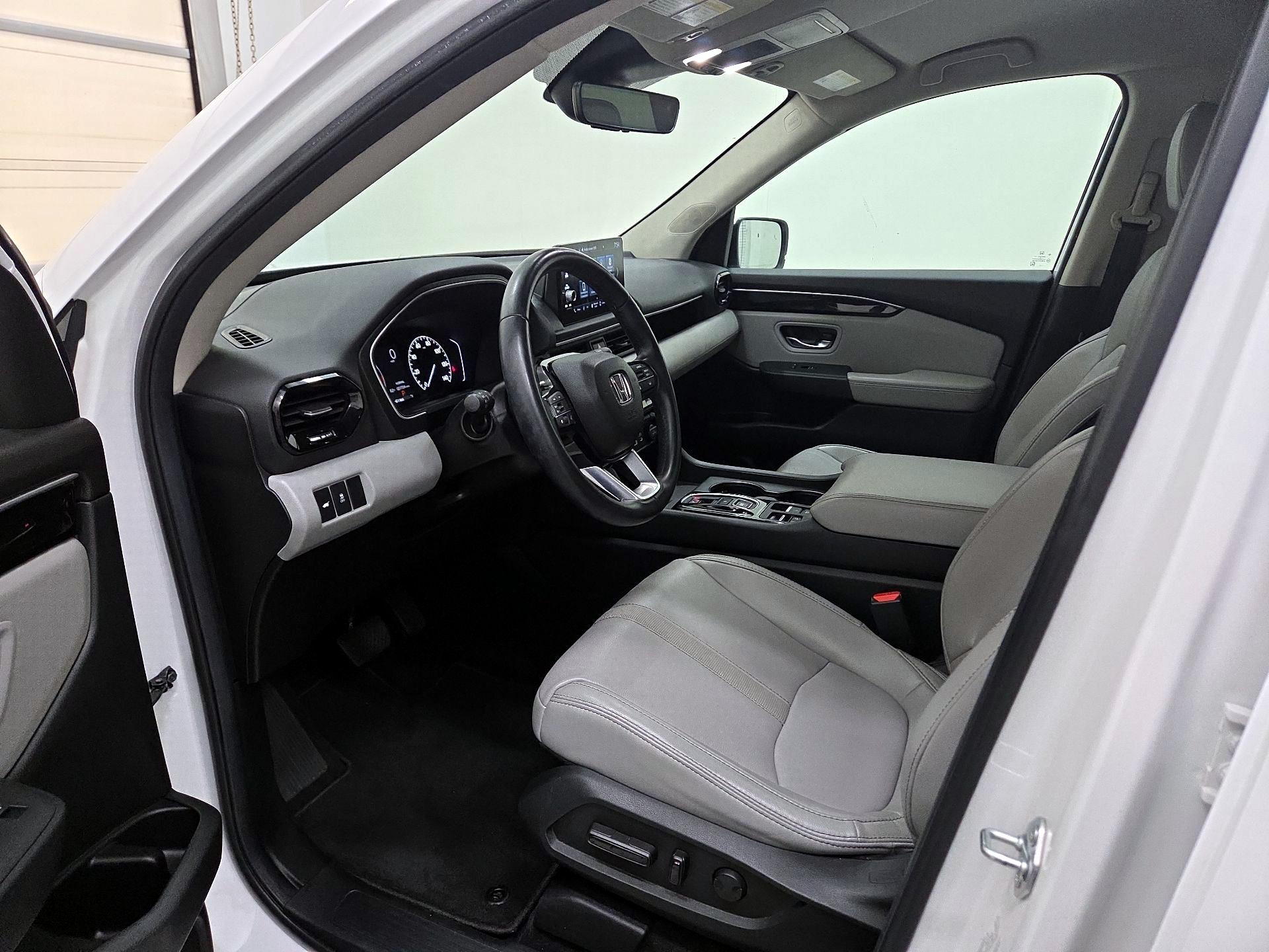 Thumbnail: 2025 Honda Pilot - 11