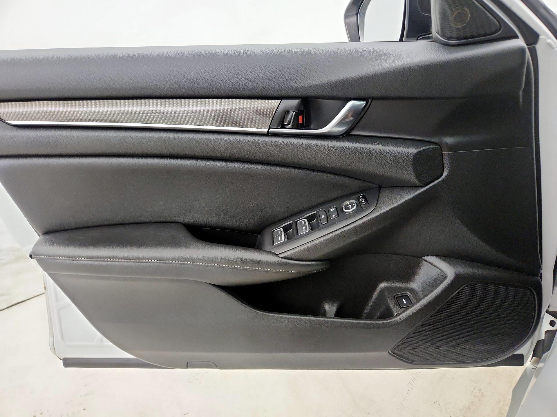 Thumbnail: 2021 Honda Accord - 12