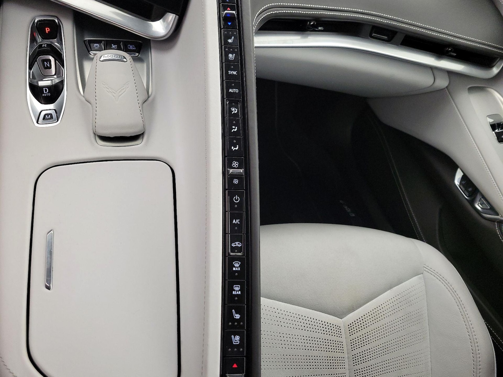 2024 Chevrolet Corvette 3LT - Photo 17