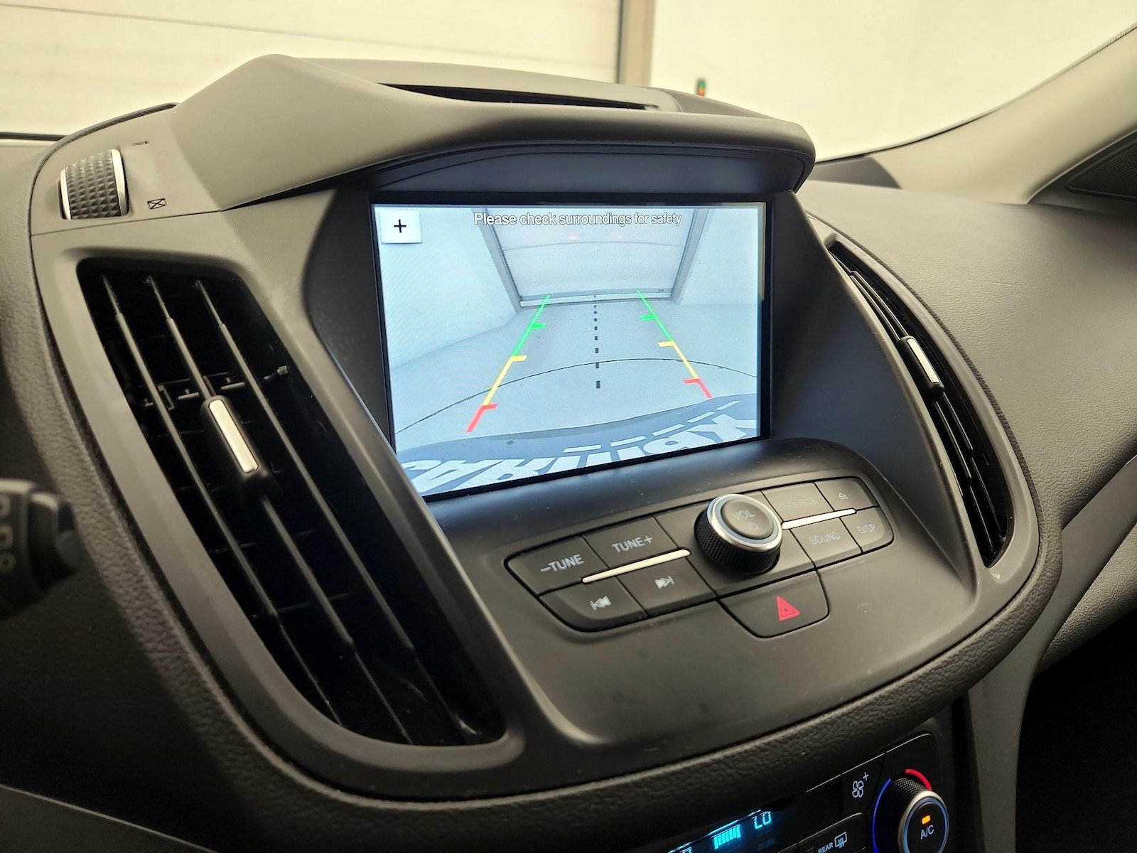 2018 Ford Escape SE - Photo 15