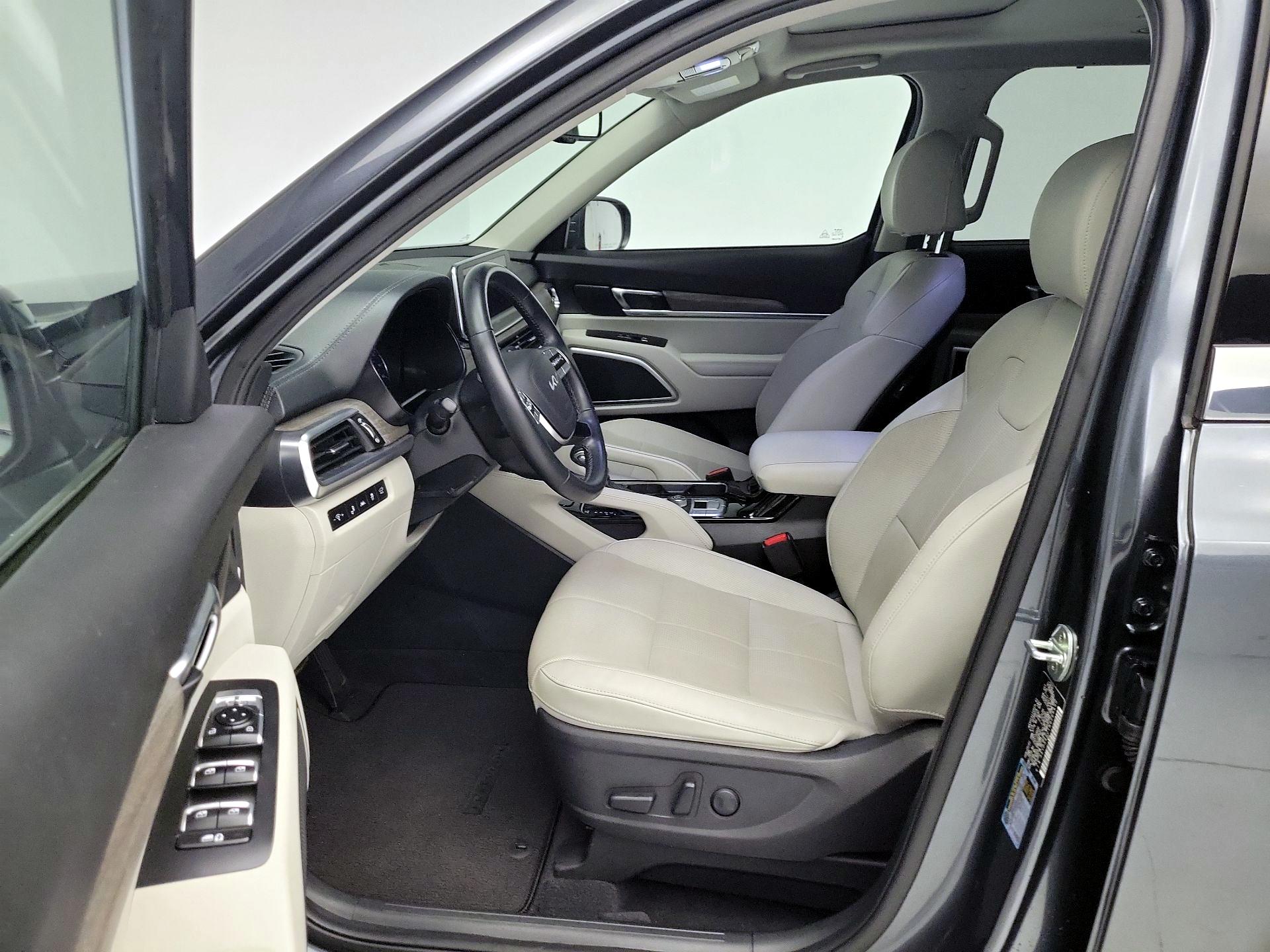 Thumbnail: 2022 Kia Telluride - 11
