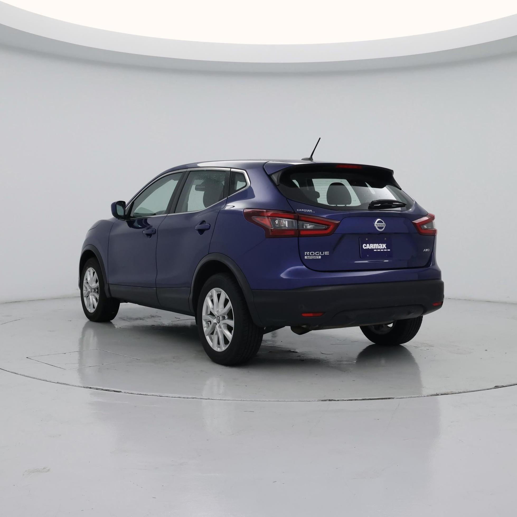 Thumbnail: 2021 Nissan Rogue Sport - 2