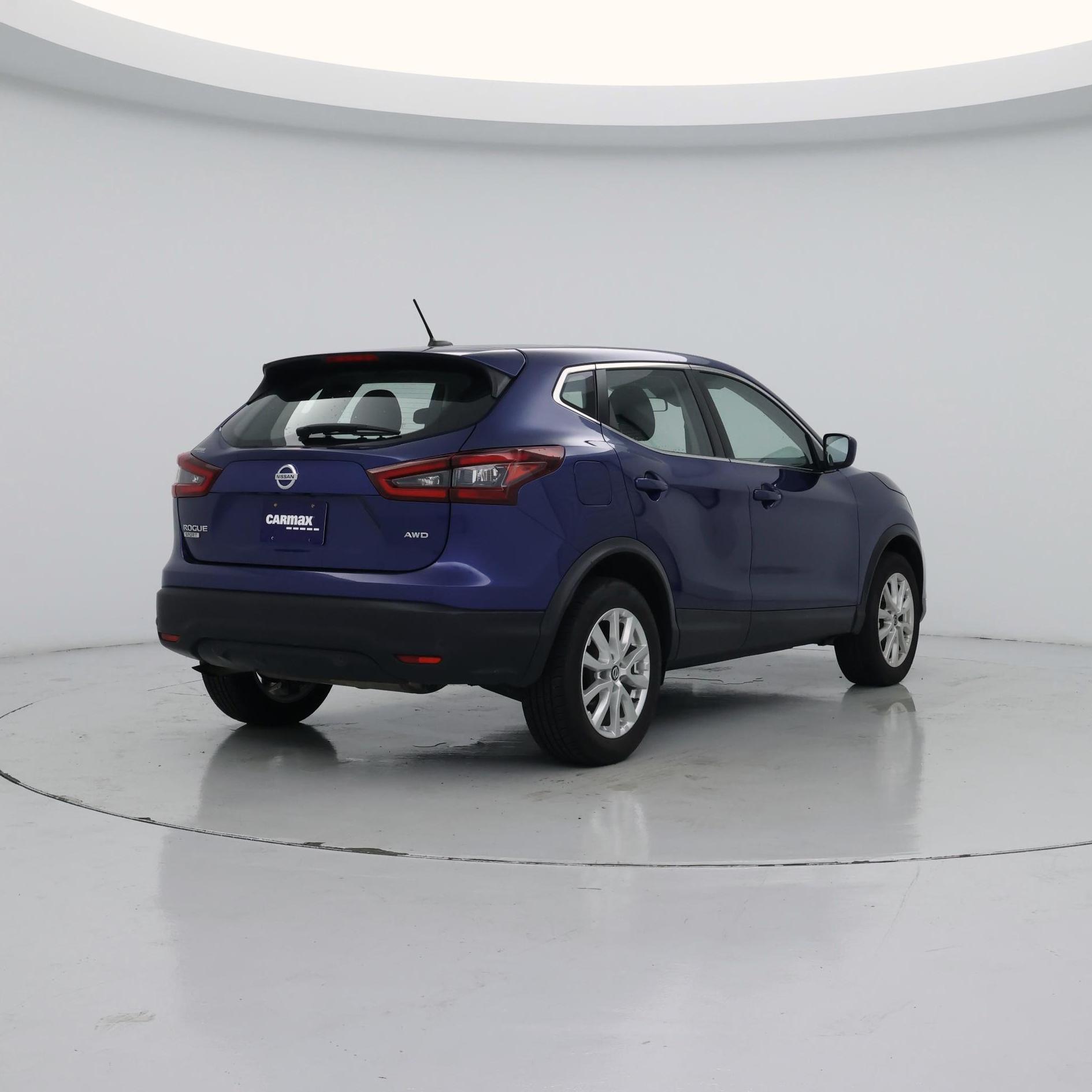 Thumbnail: 2021 Nissan Rogue Sport - 8