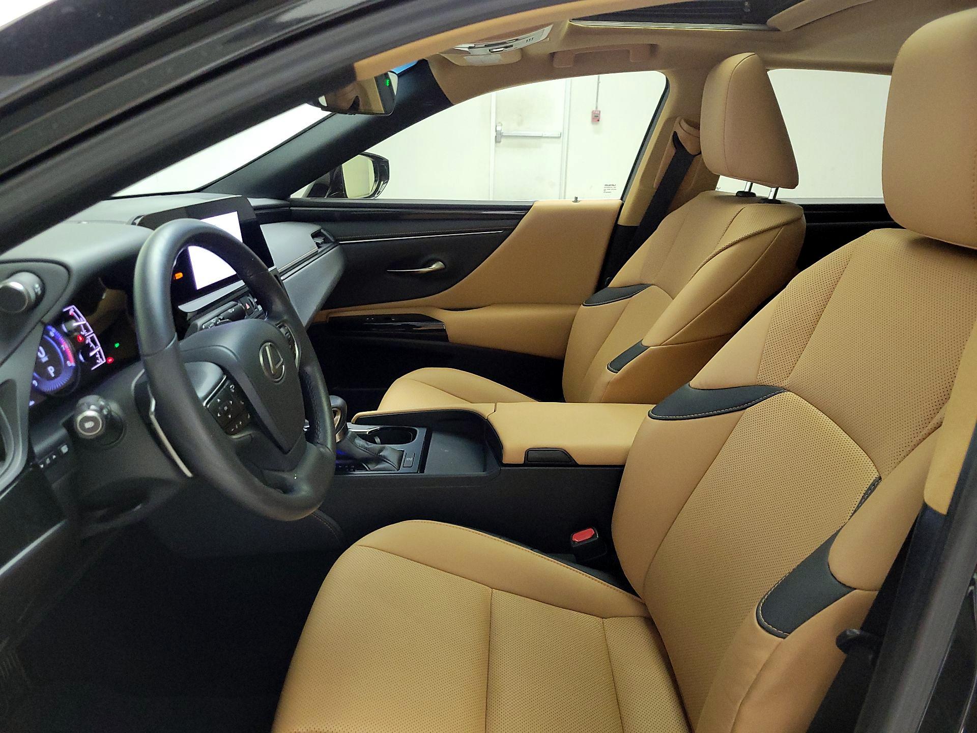 Thumbnail: 2023 Lexus ES - 11
