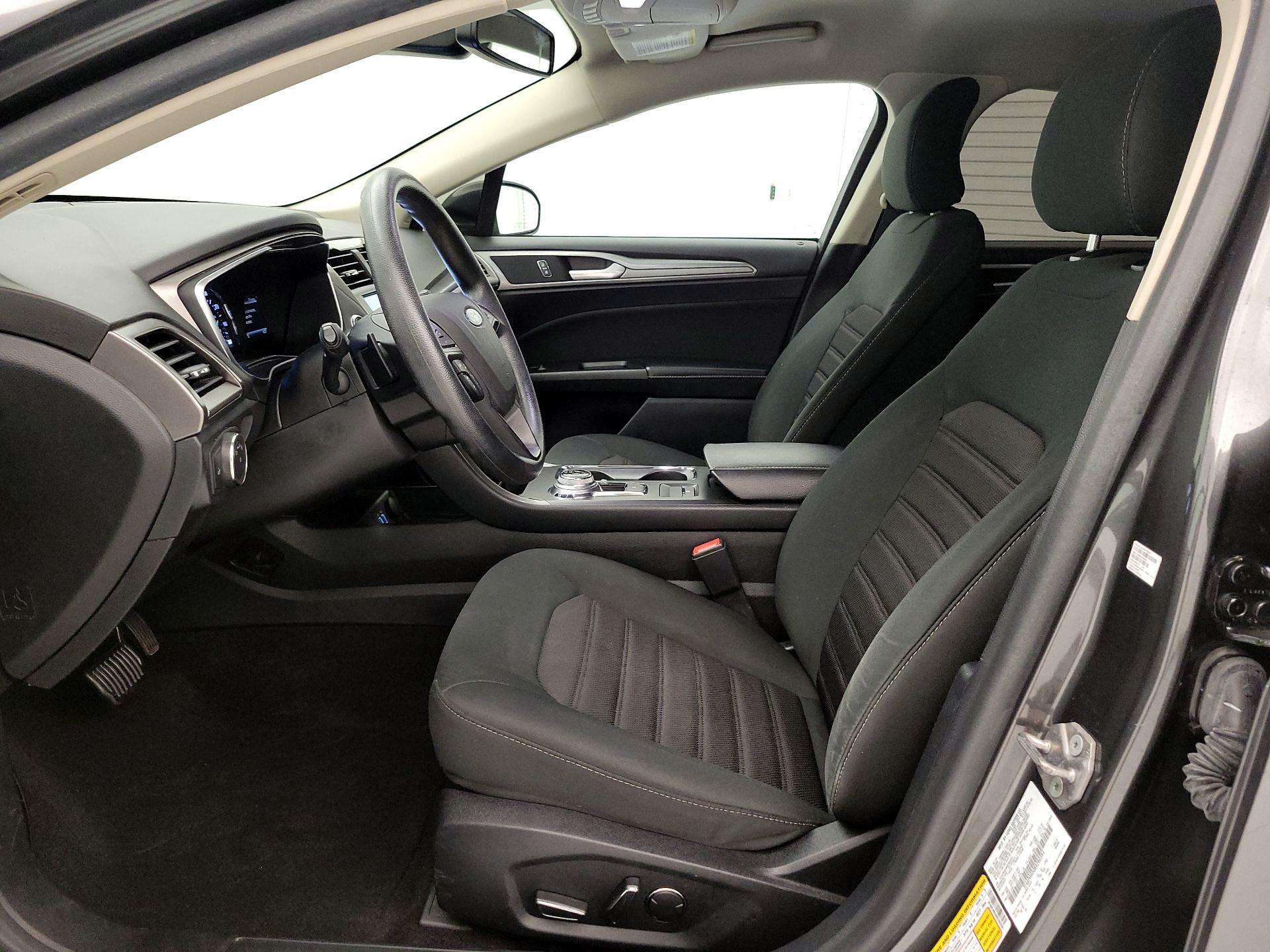 Thumbnail: 2019 Ford Fusion - 11