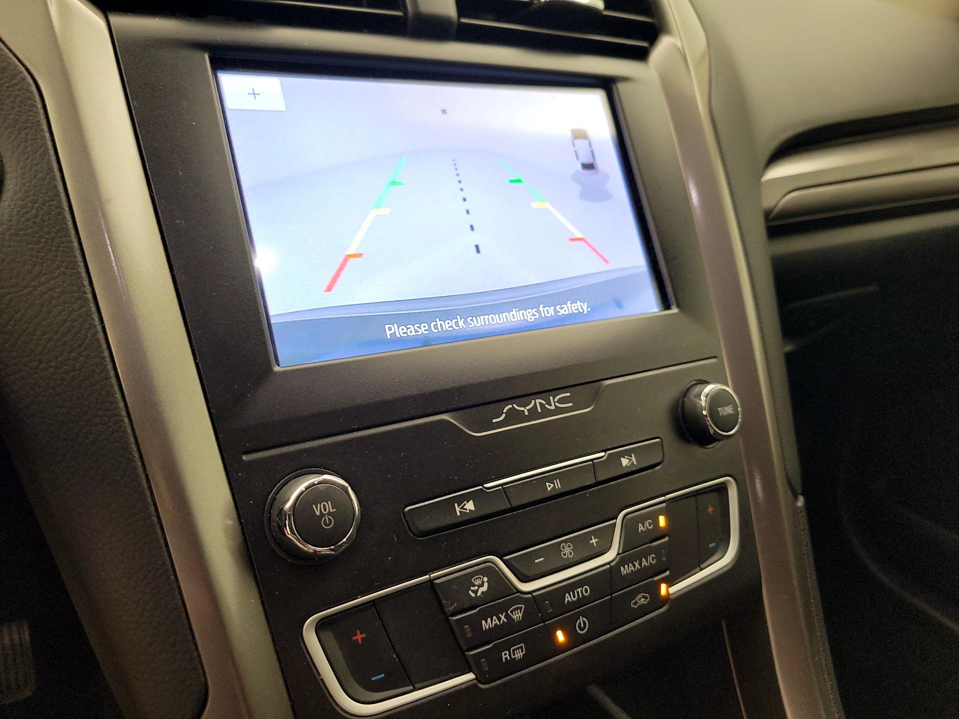 Thumbnail: 2019 Ford Fusion - 15