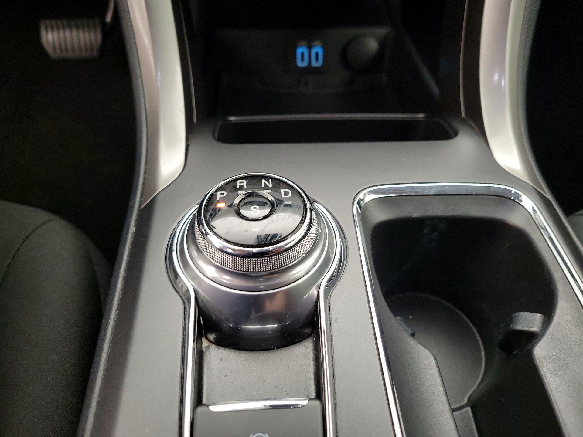 Thumbnail: 2019 Ford Fusion - 18