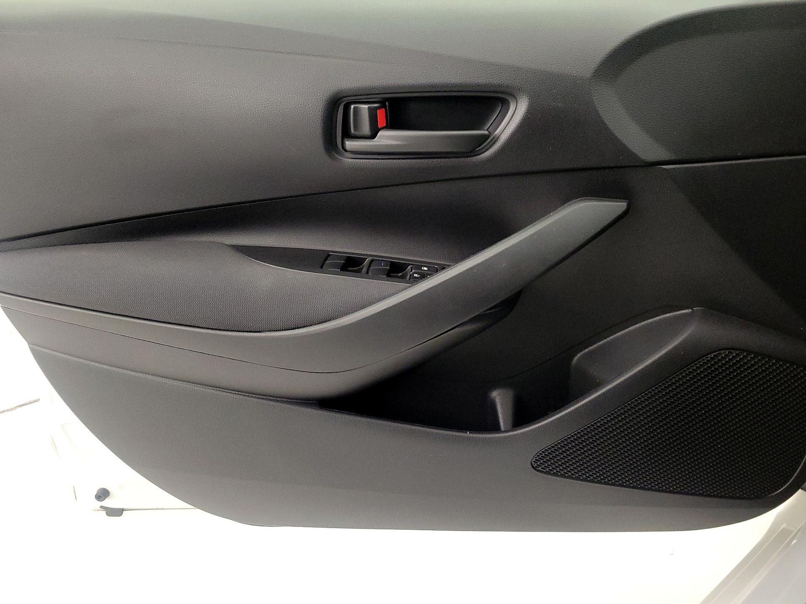 2022 Toyota Corolla LE - Photo 13