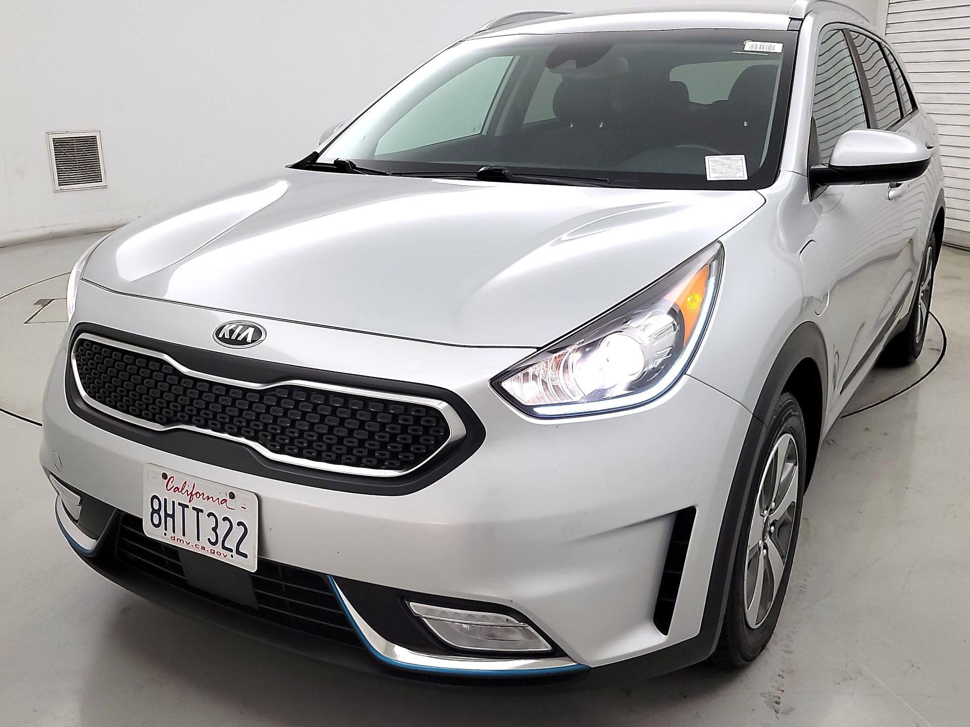 Thumbnail: 2019 Kia Niro - 3