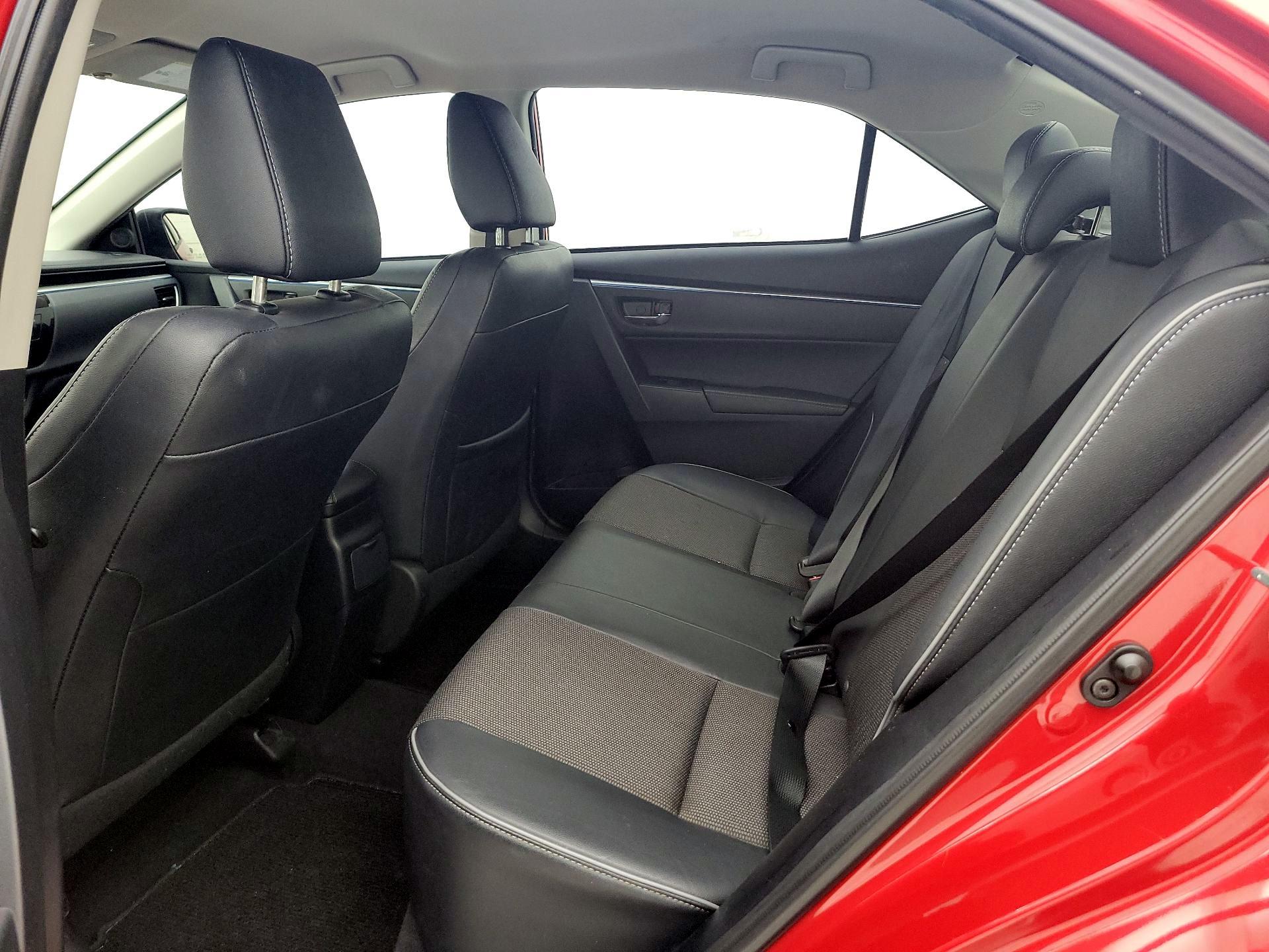 Thumbnail: 2014 Toyota Corolla - 18