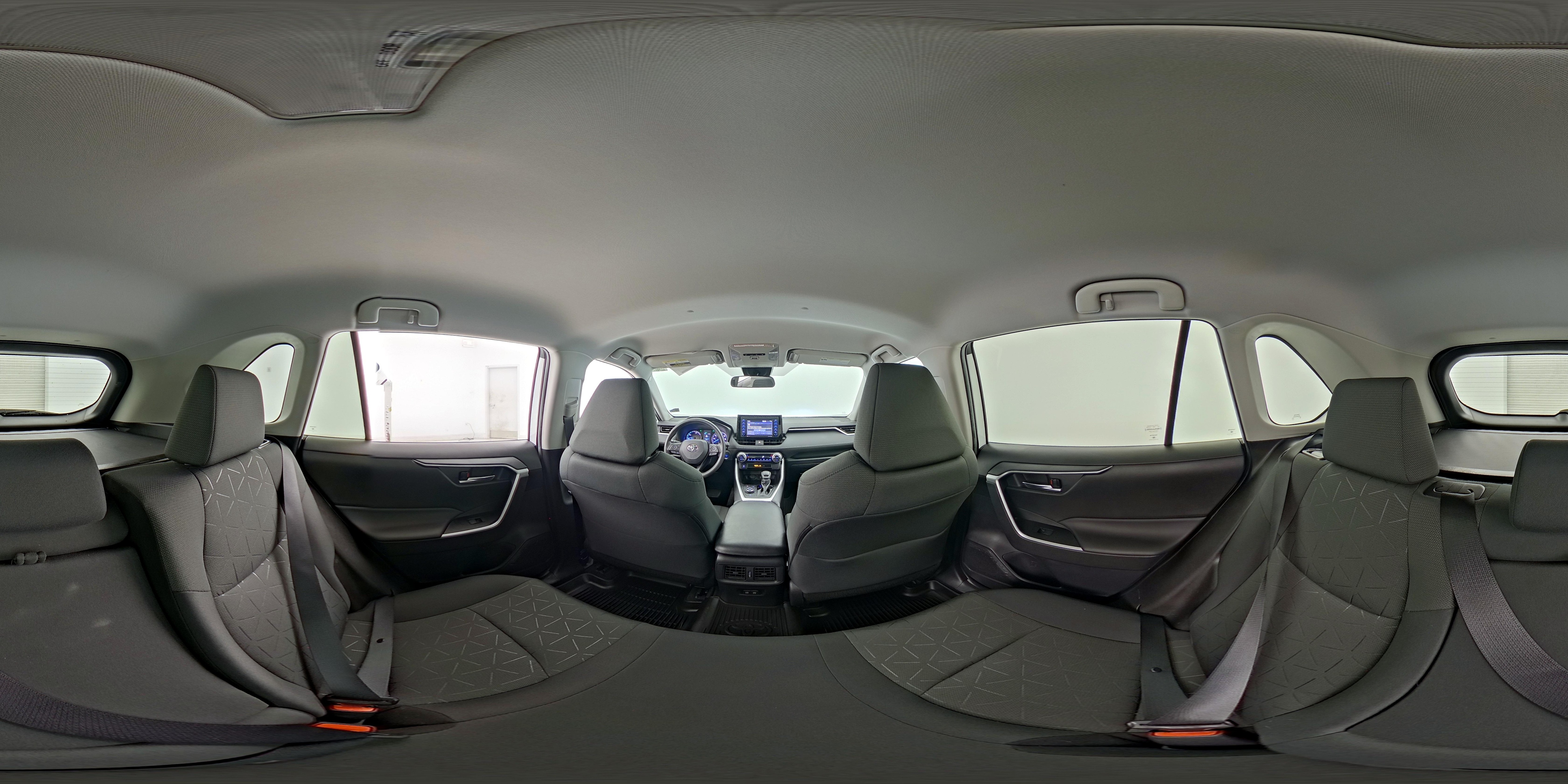 2021 Toyota RAV4 XLE - Photo 25