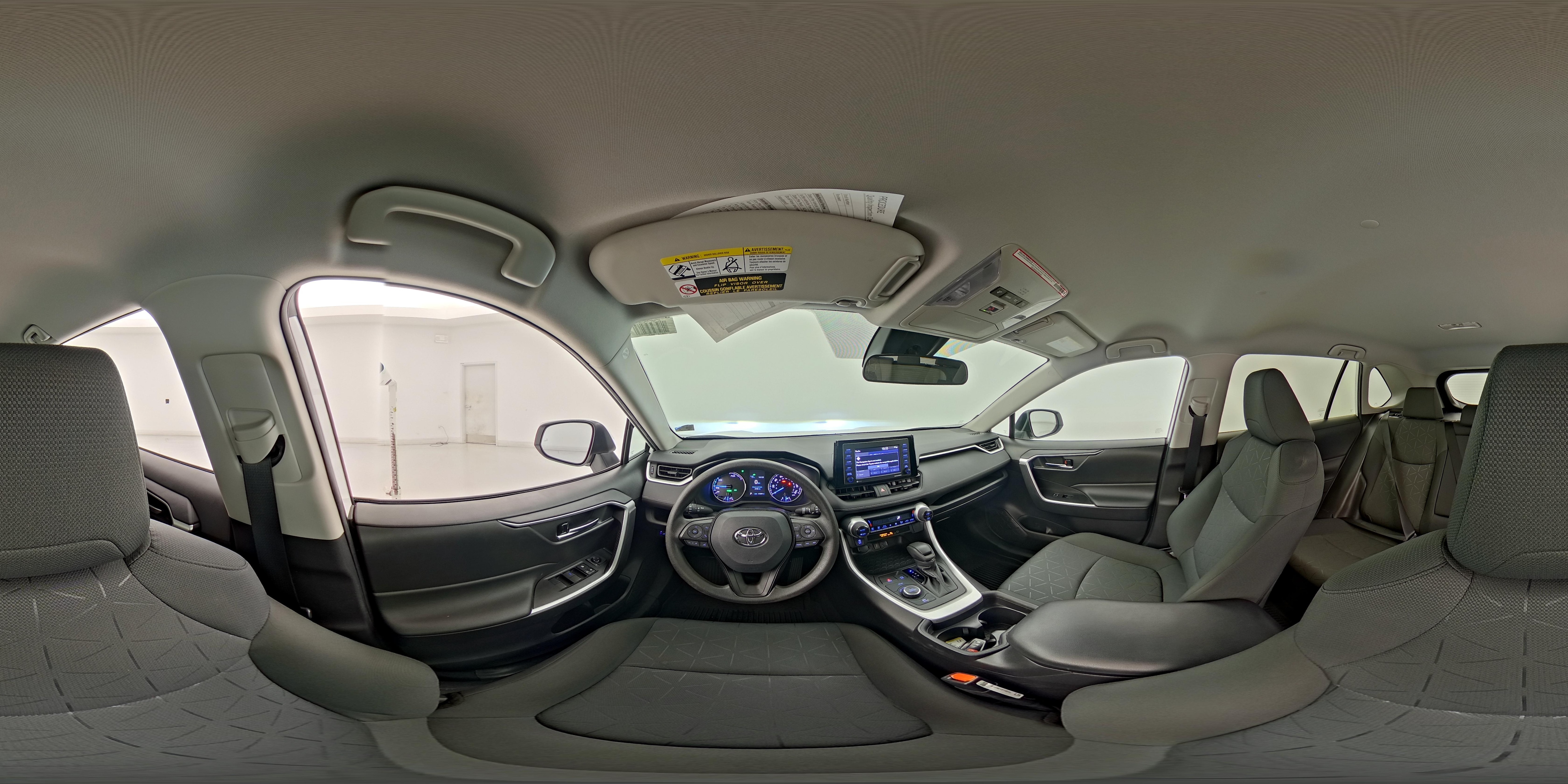 2021 Toyota RAV4 XLE - Photo 26