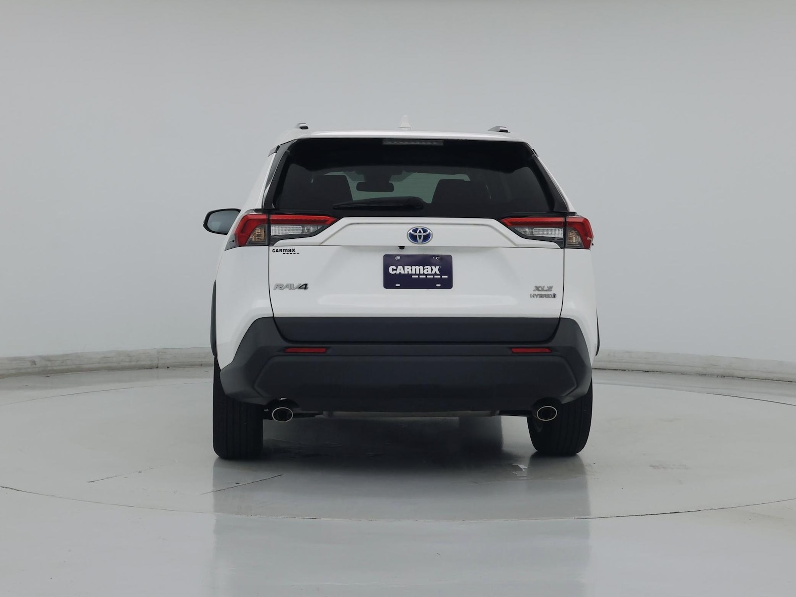 2021 Toyota RAV4 XLE - Photo 7
