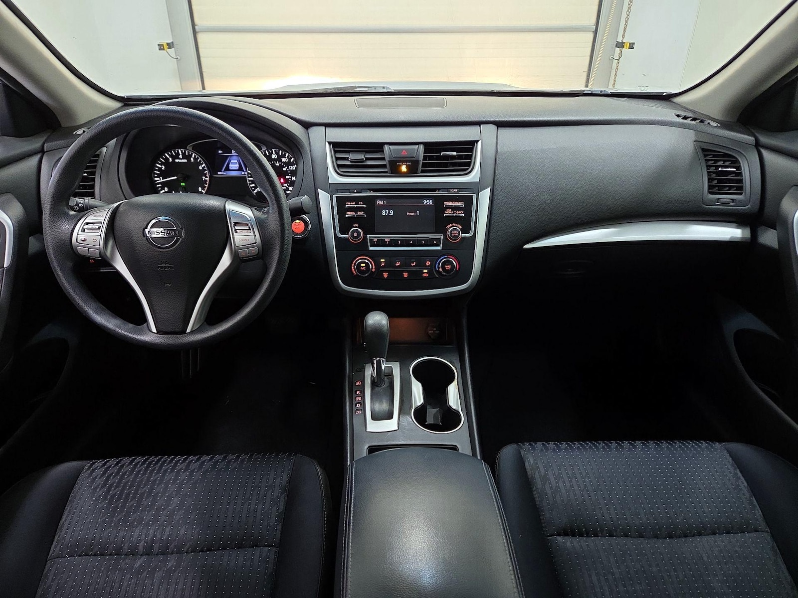 2017 Nissan Altima S - Photo 10