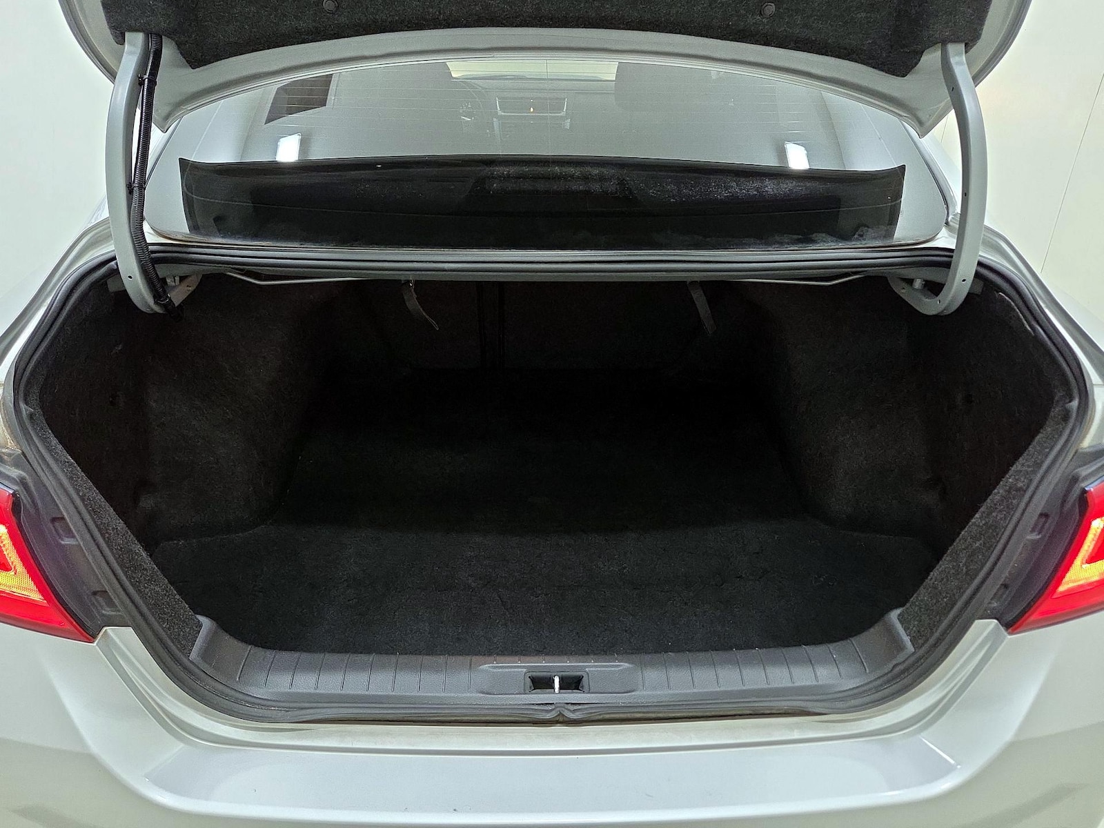 2017 Nissan Altima S - Photo 21