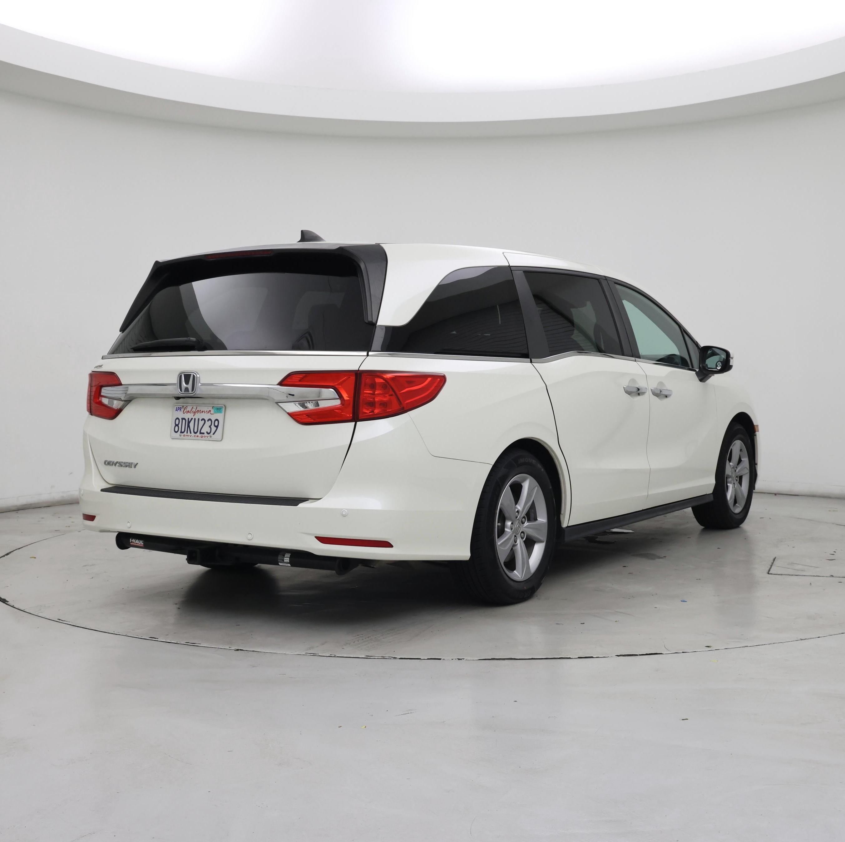 Thumbnail: 2018 Honda Odyssey - 8