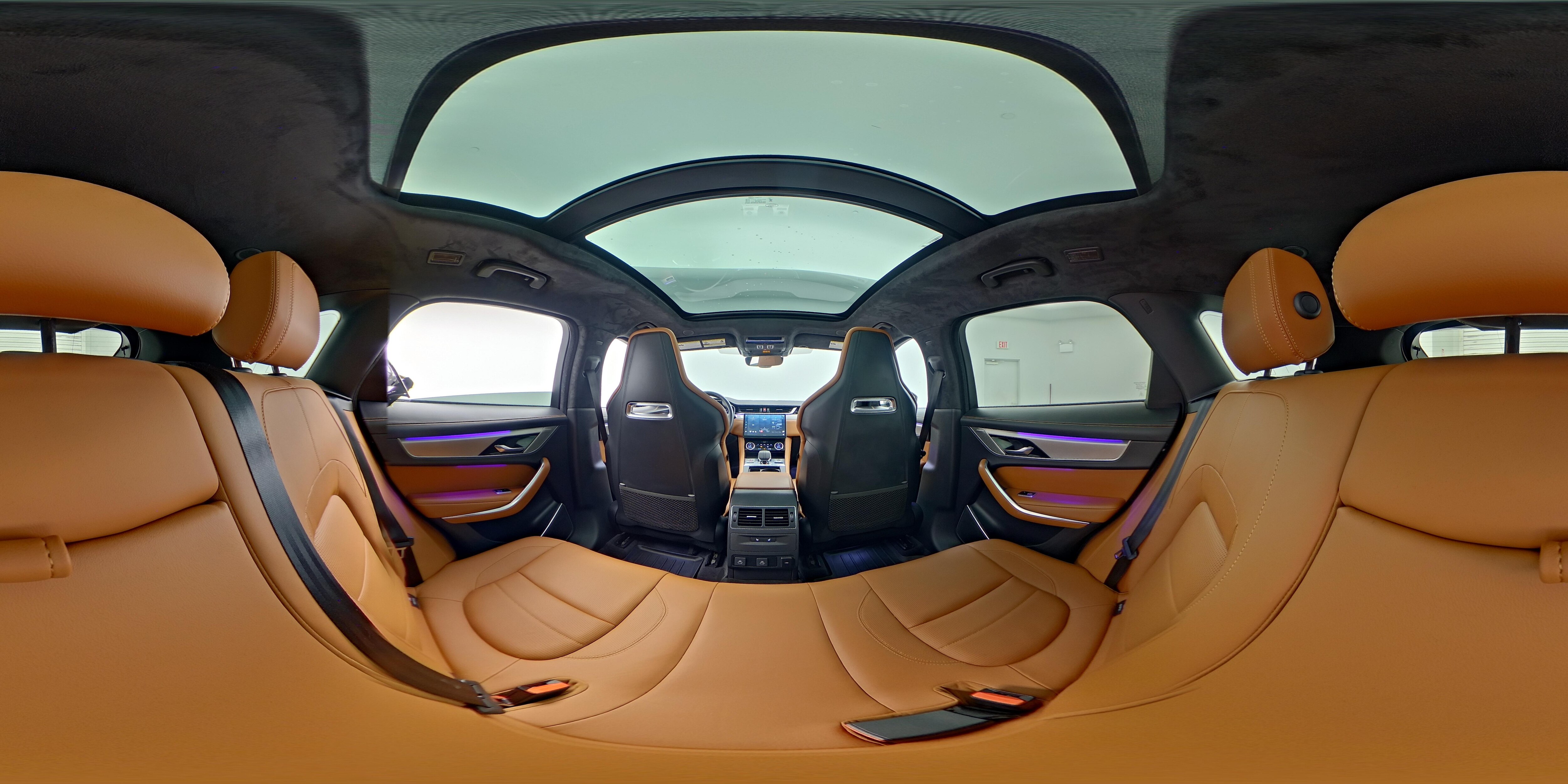 2024 Jaguar F-PACE R-Dynamic S - Photo 27