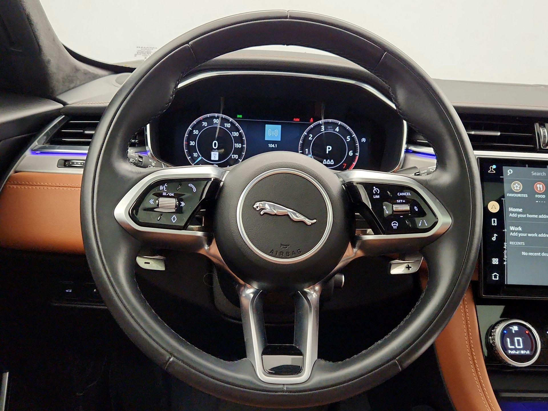 Thumbnail: 2024 Jaguar F-Pace - 10