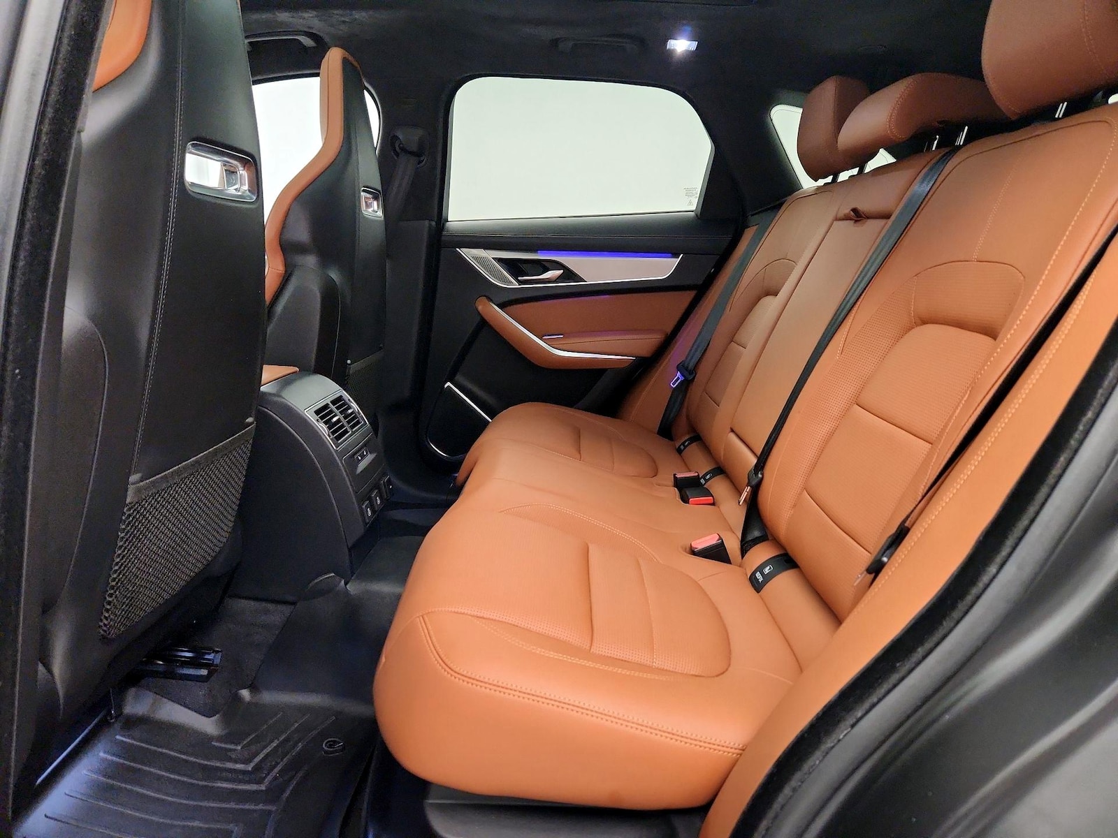 2024 Jaguar F-PACE R-Dynamic S - Photo 22