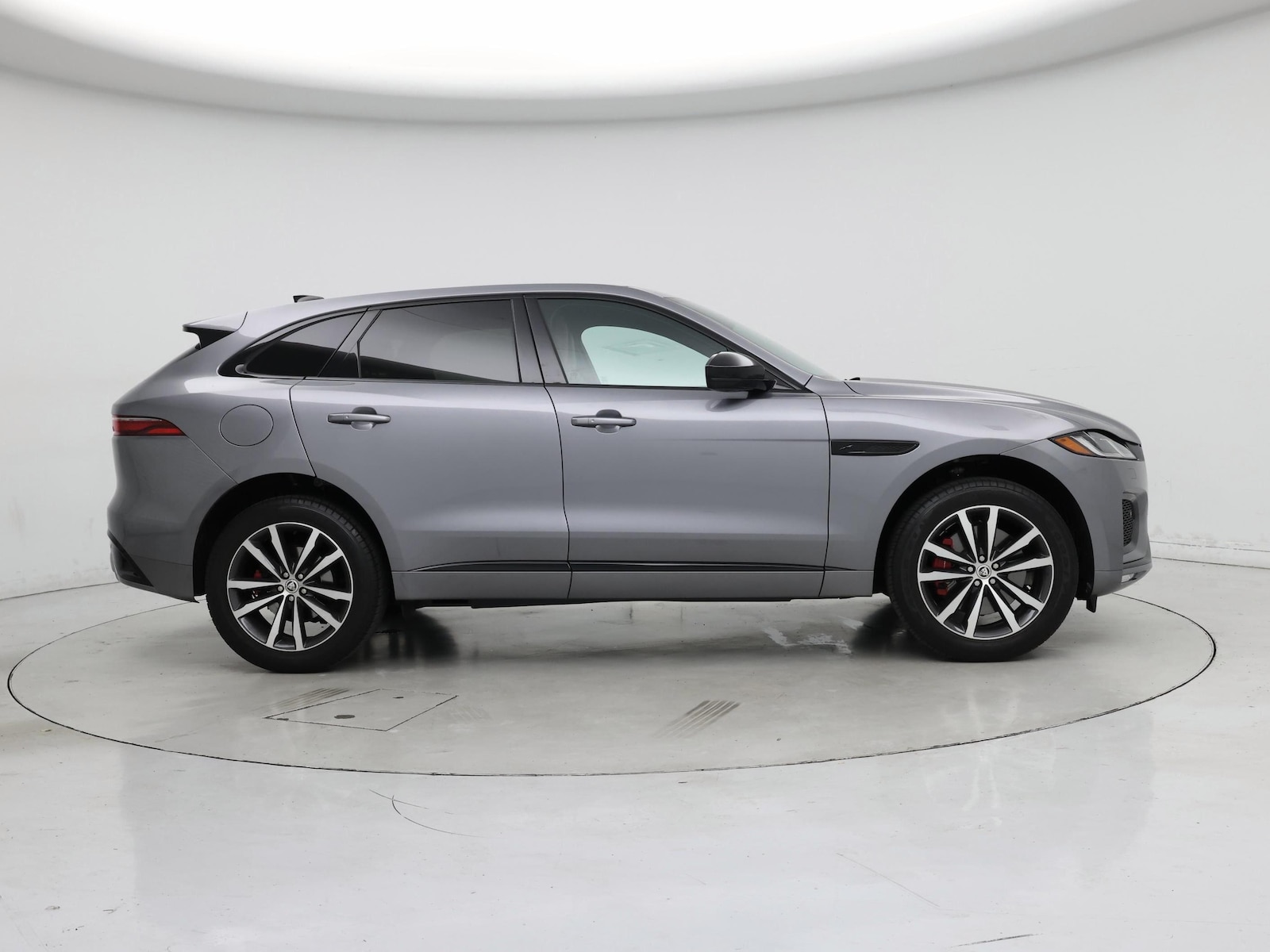 2024 Jaguar F-PACE R-Dynamic S - Photo 8
