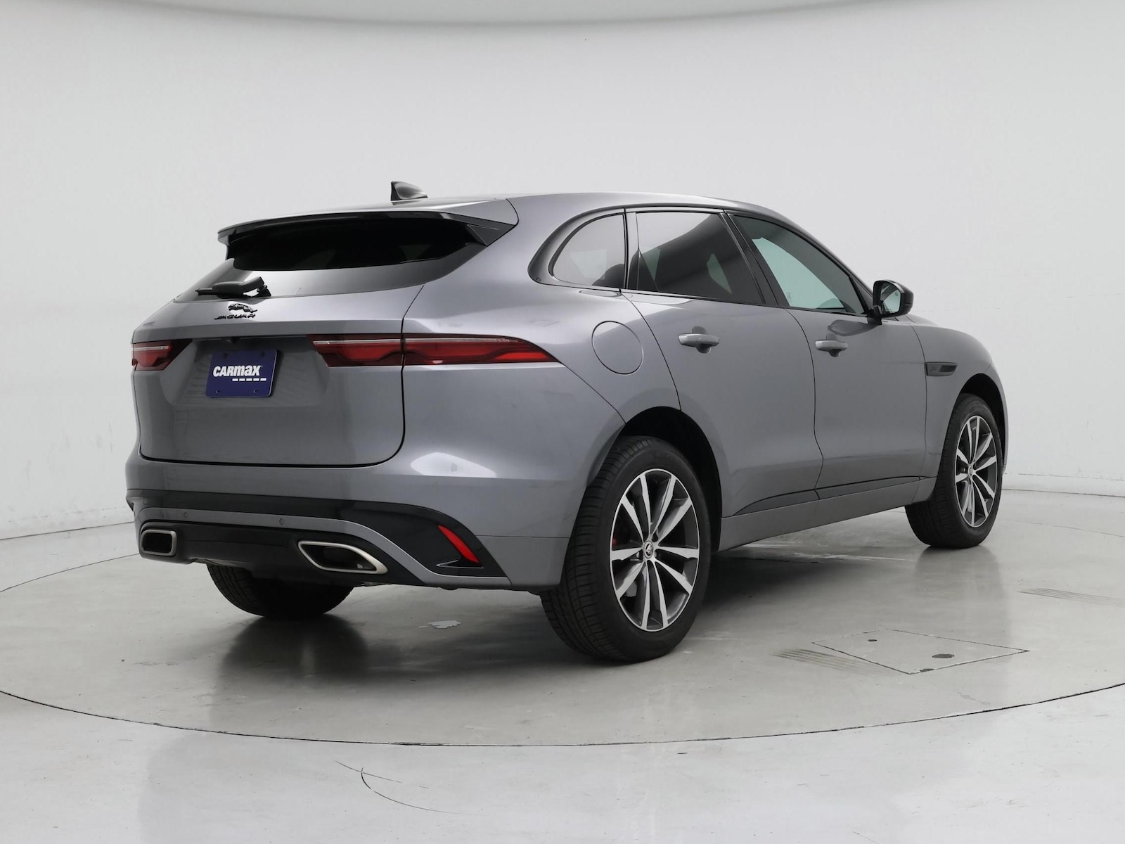 2024 Jaguar F-PACE R-Dynamic S - Photo 9