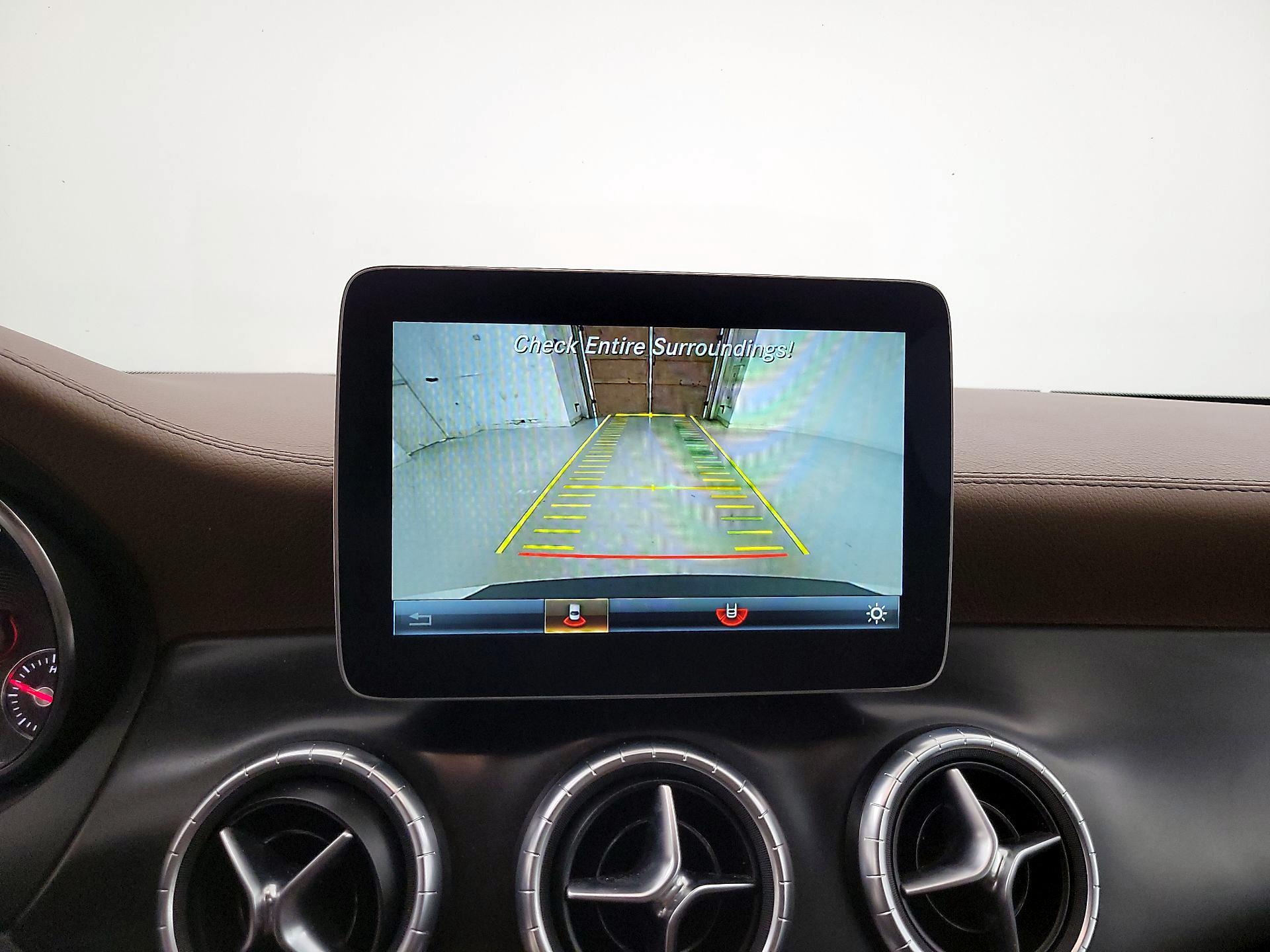 Thumbnail: 2018 Mercedes-Benz CLA - 15