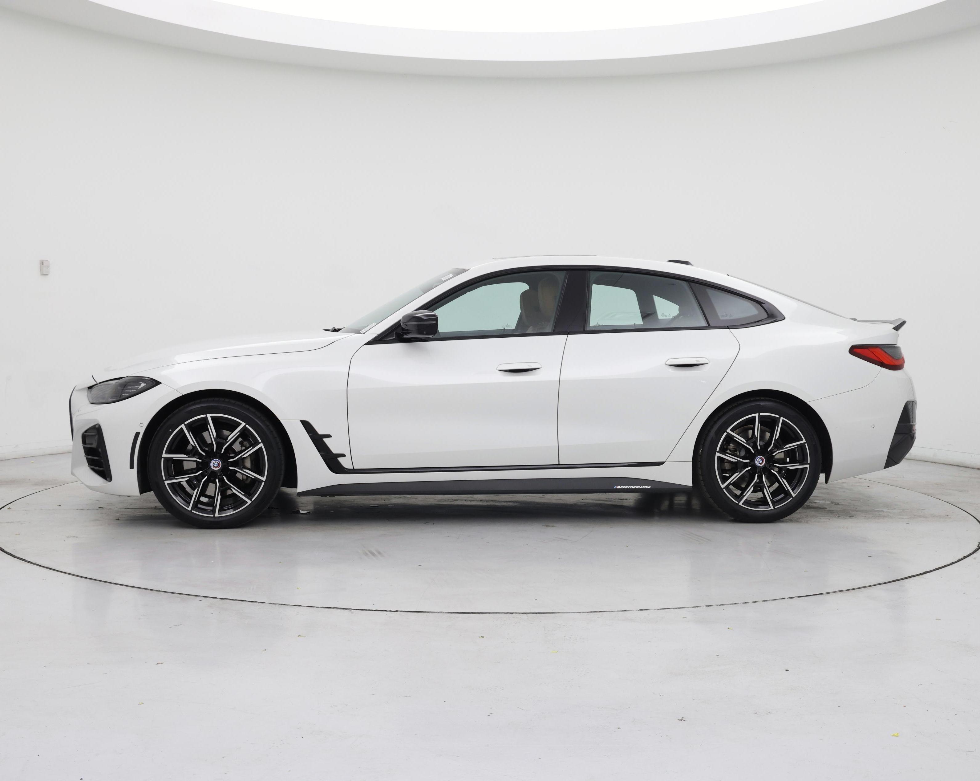 Thumbnail: 2022 BMW 4 Series - 3